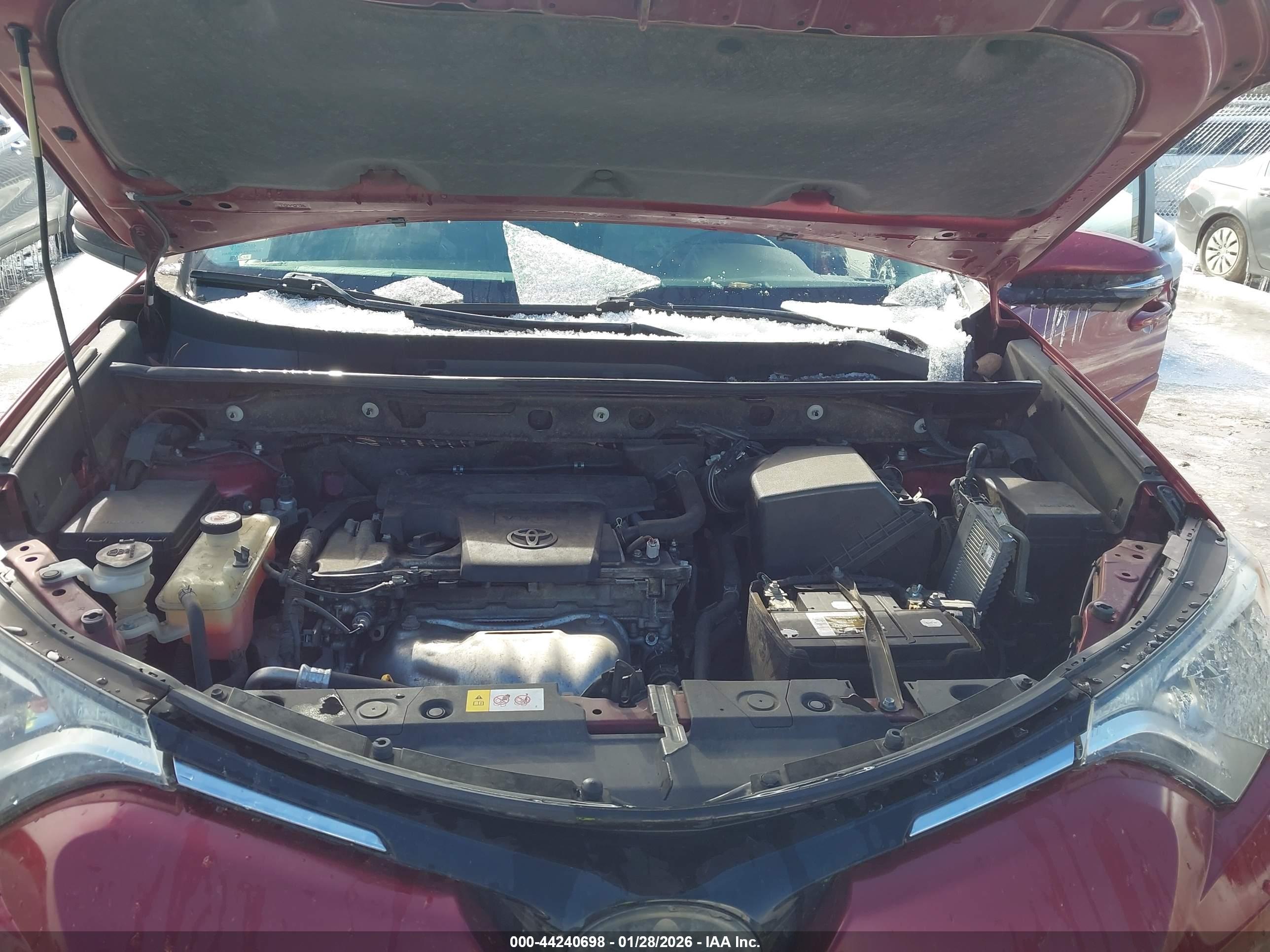 TOYOTA RAV4 image 10