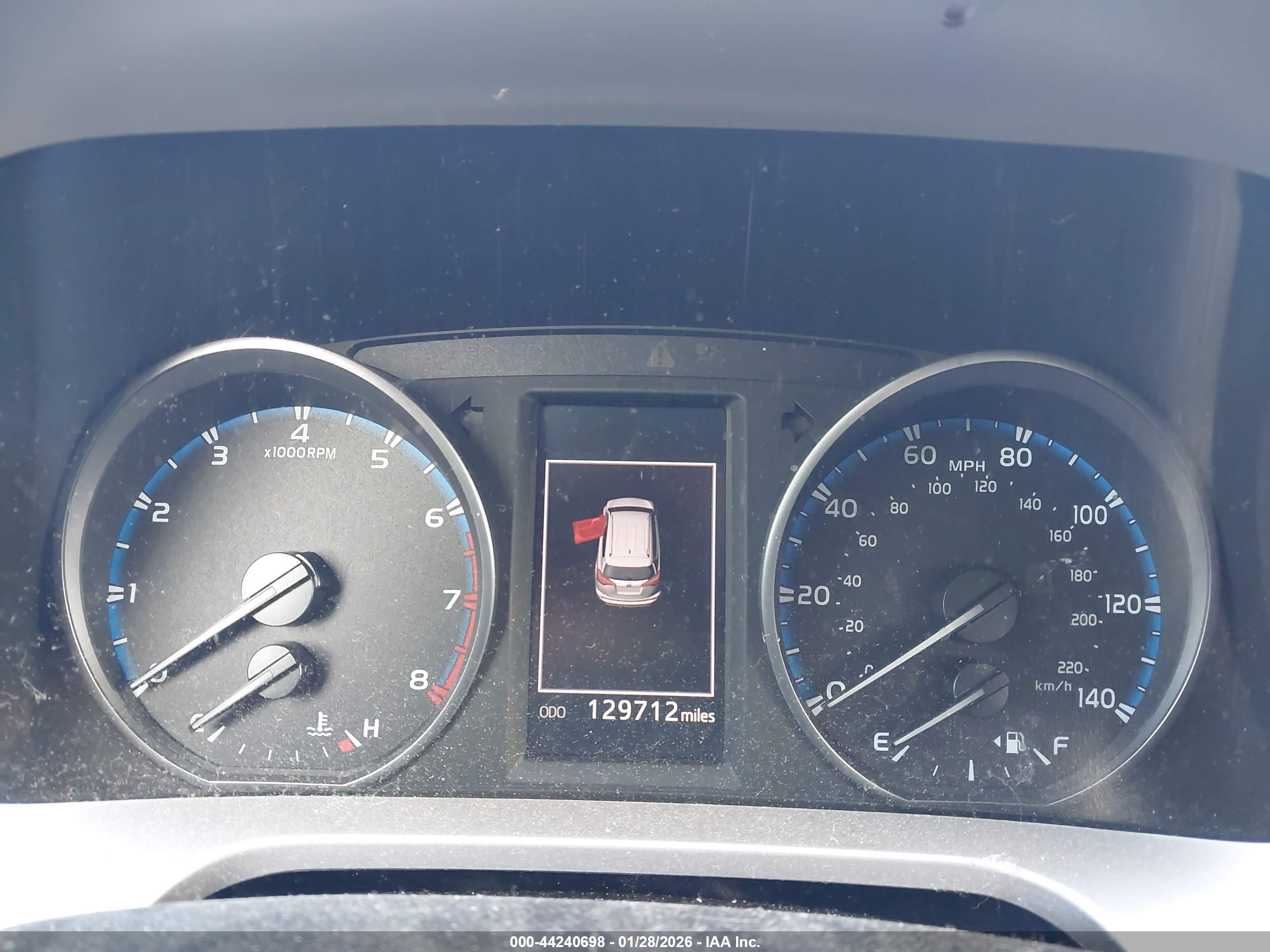 TOYOTA RAV4 image 7