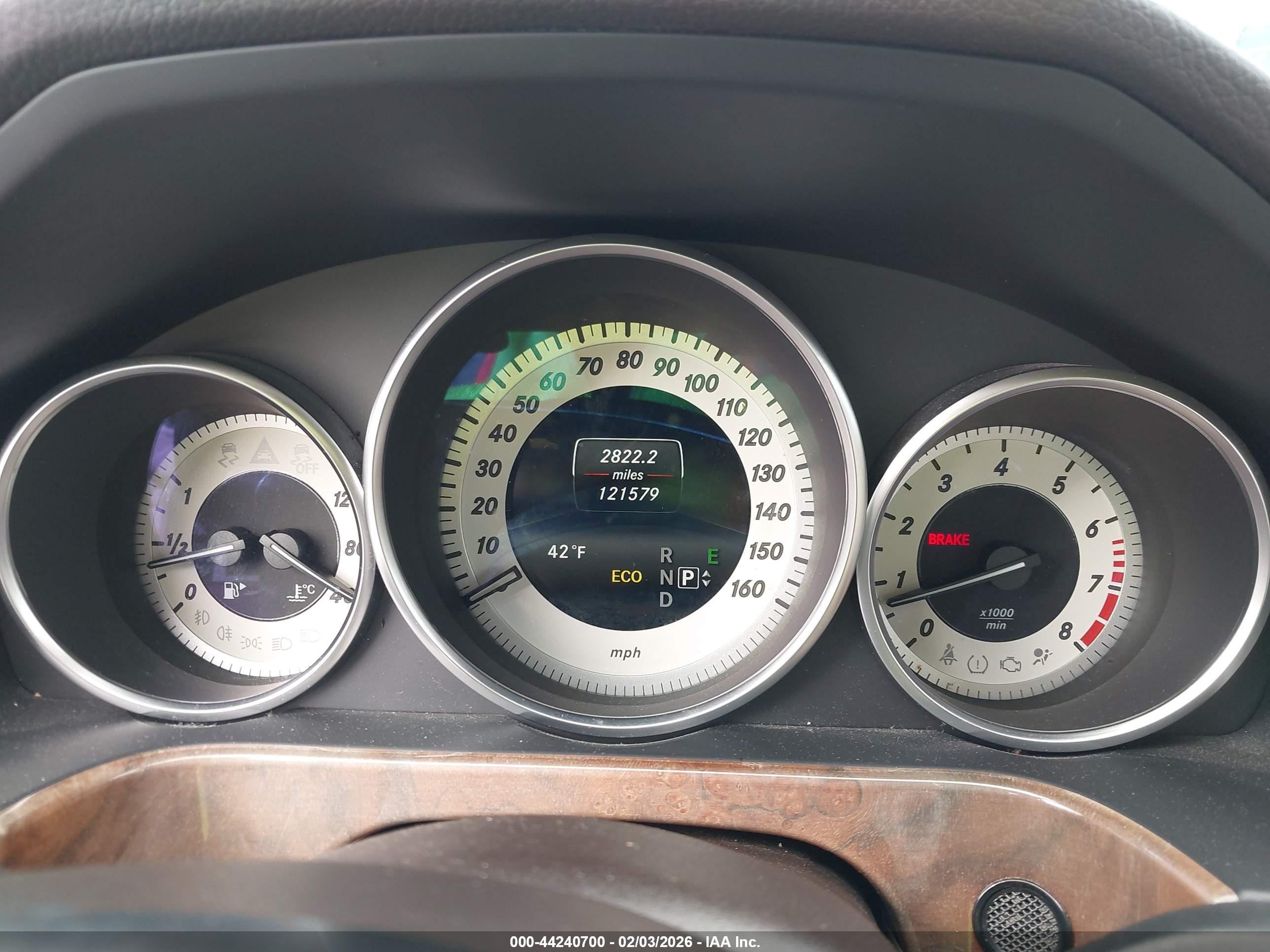 MERCEDES-BENZ E image 7