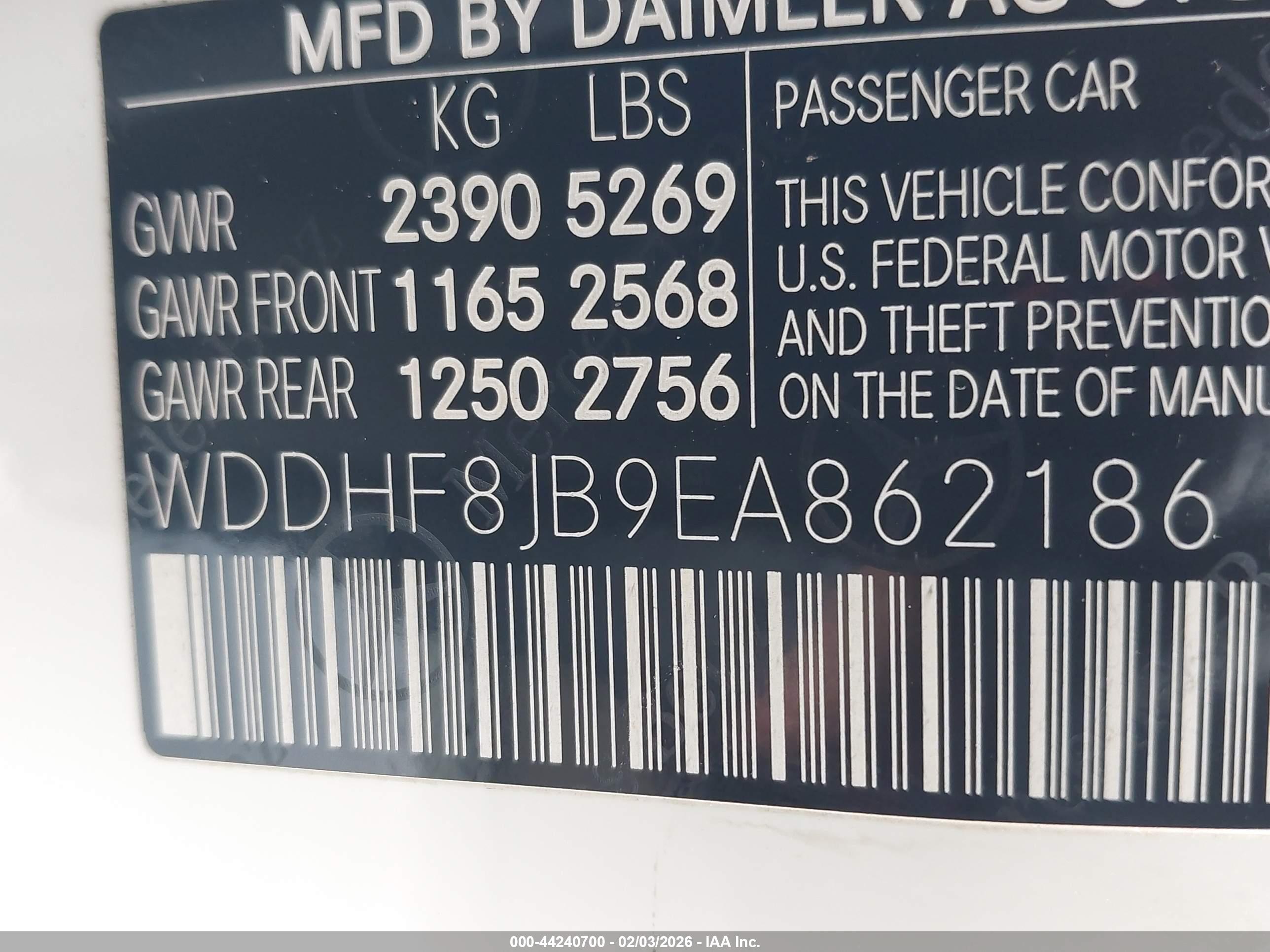 MERCEDES-BENZ E image 9