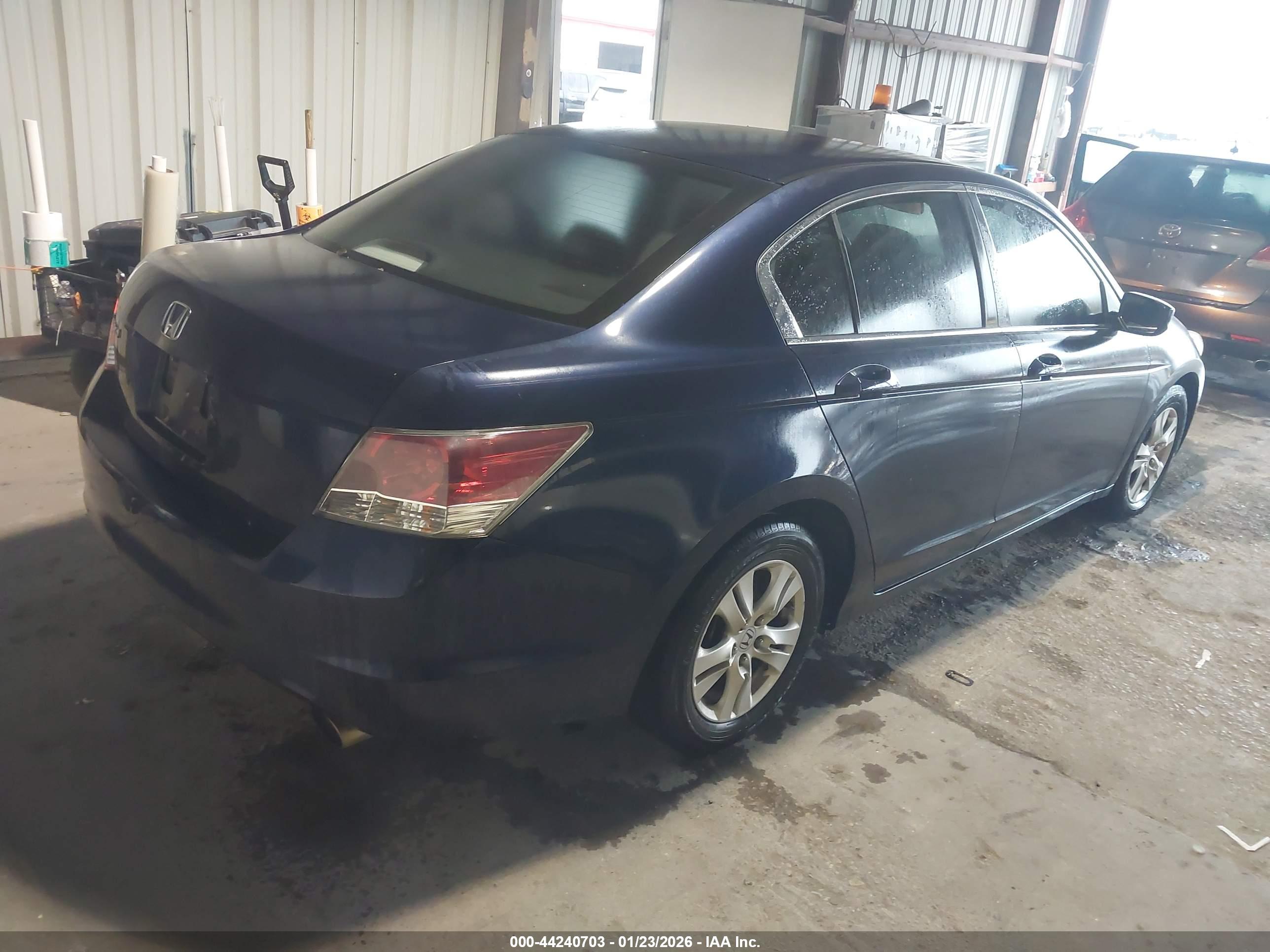 HONDA ACCORD image 4