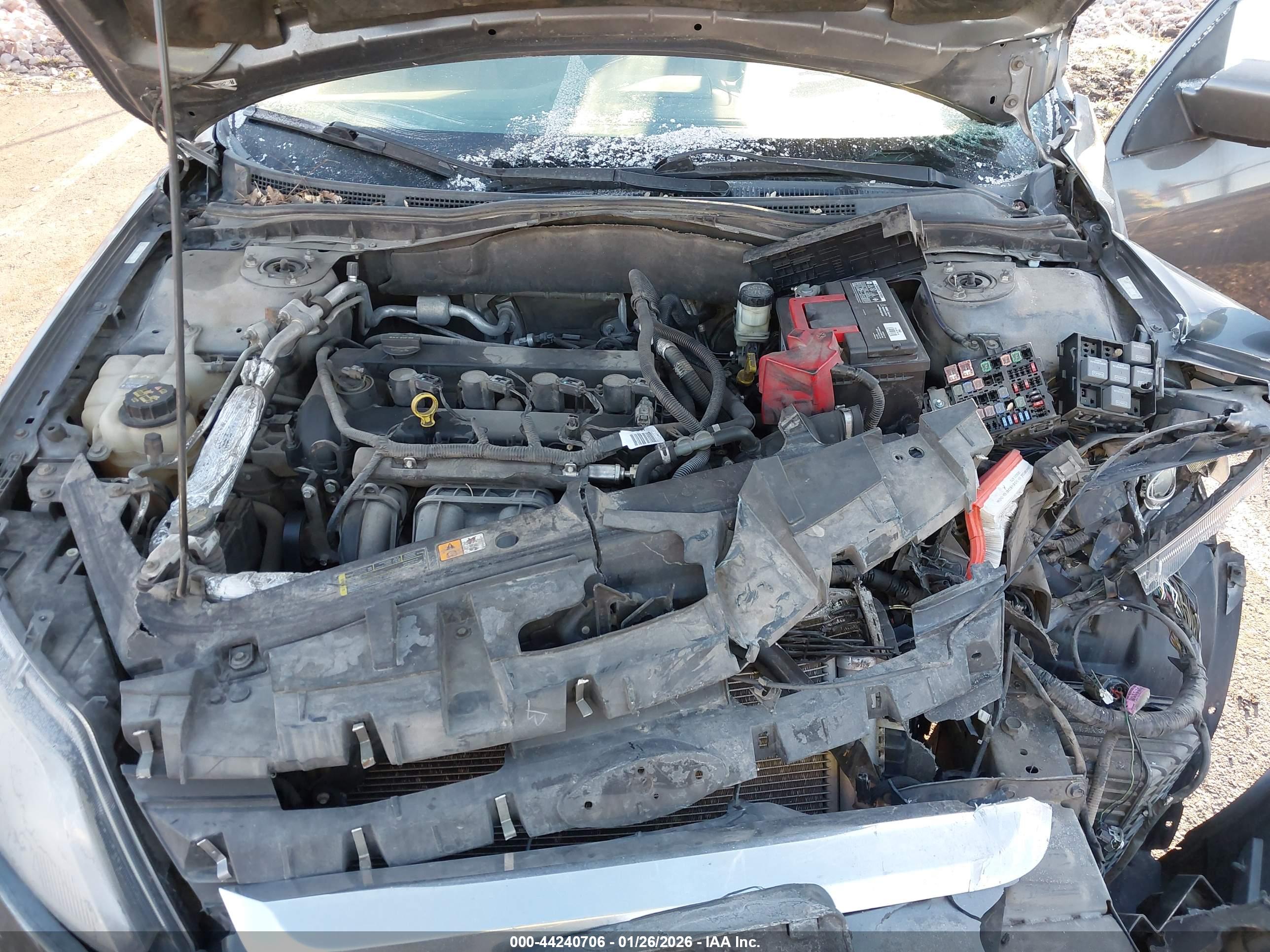 FORD FUSION image 10