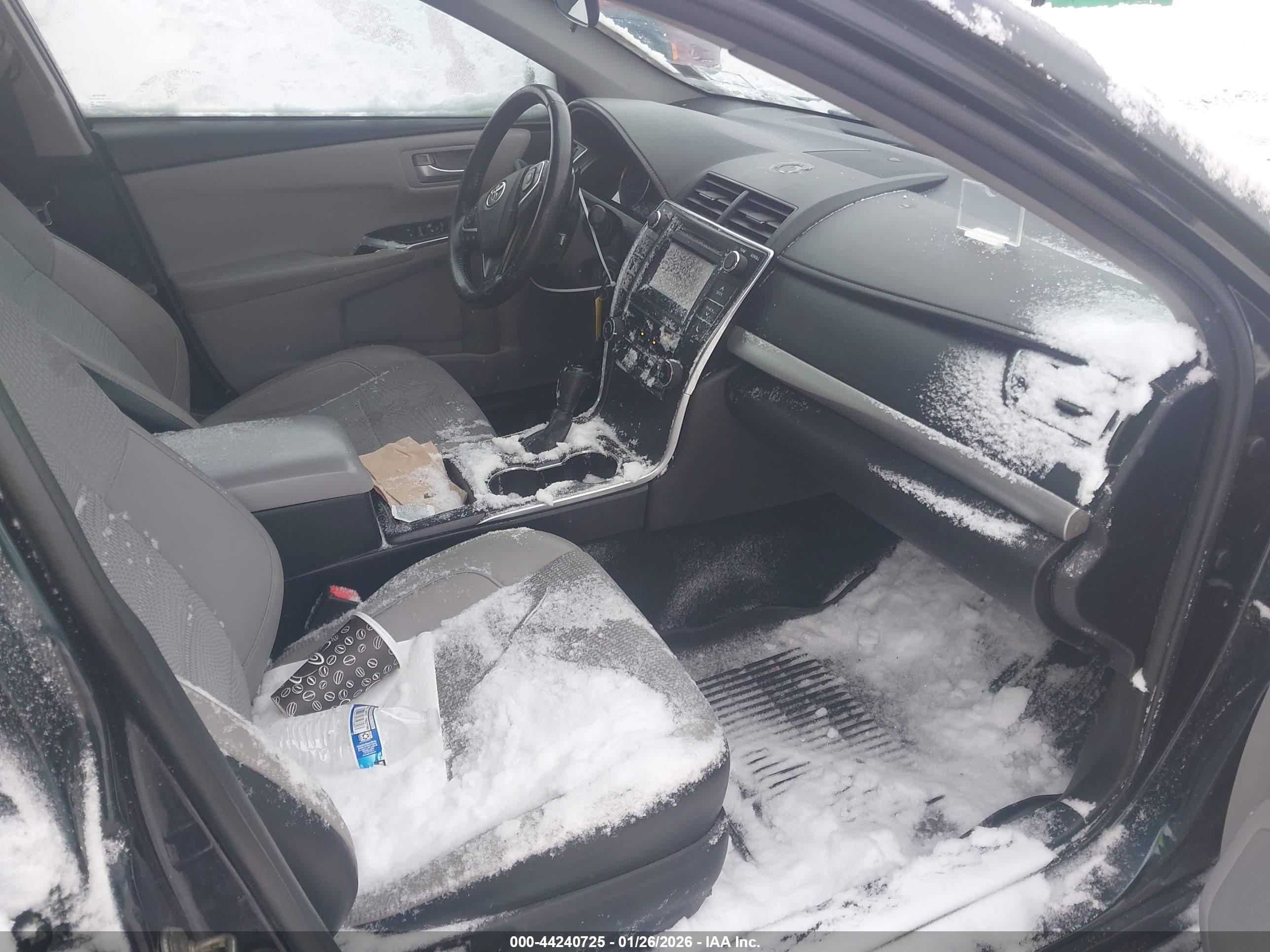 TOYOTA CAMRY image 5