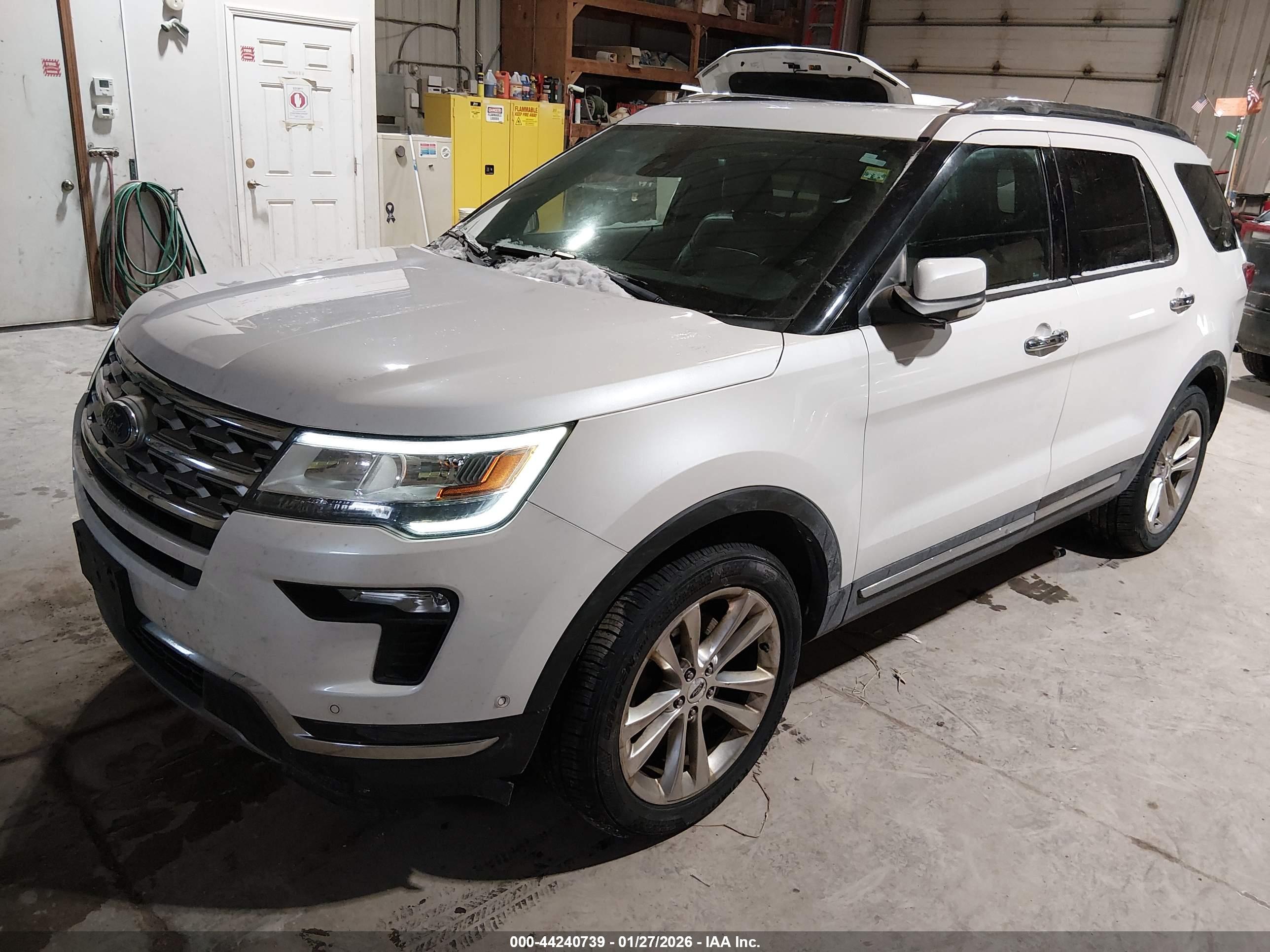 FORD EXPLORER image 2