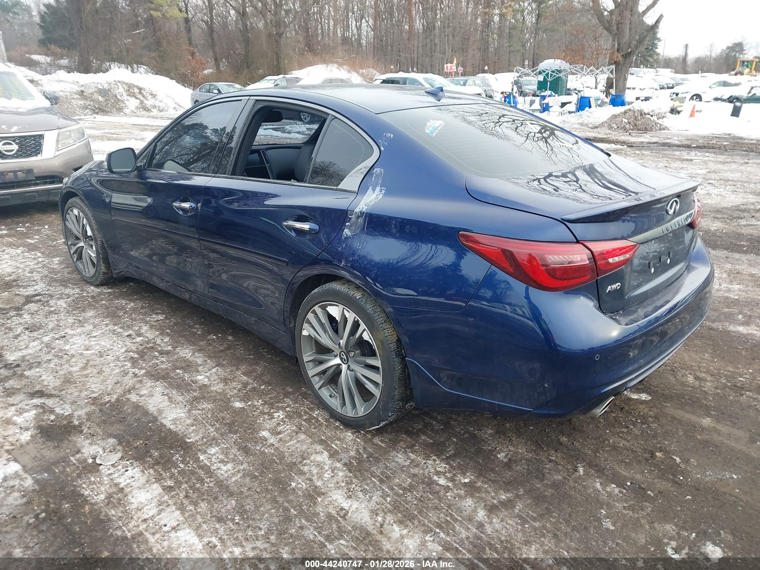 INFINITI Q50 image 3
