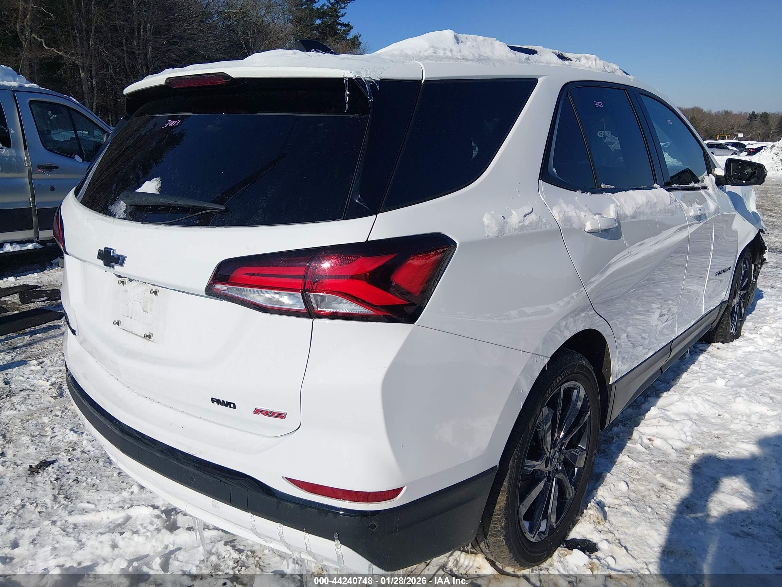 CHEVROLET EQUINOX image 4
