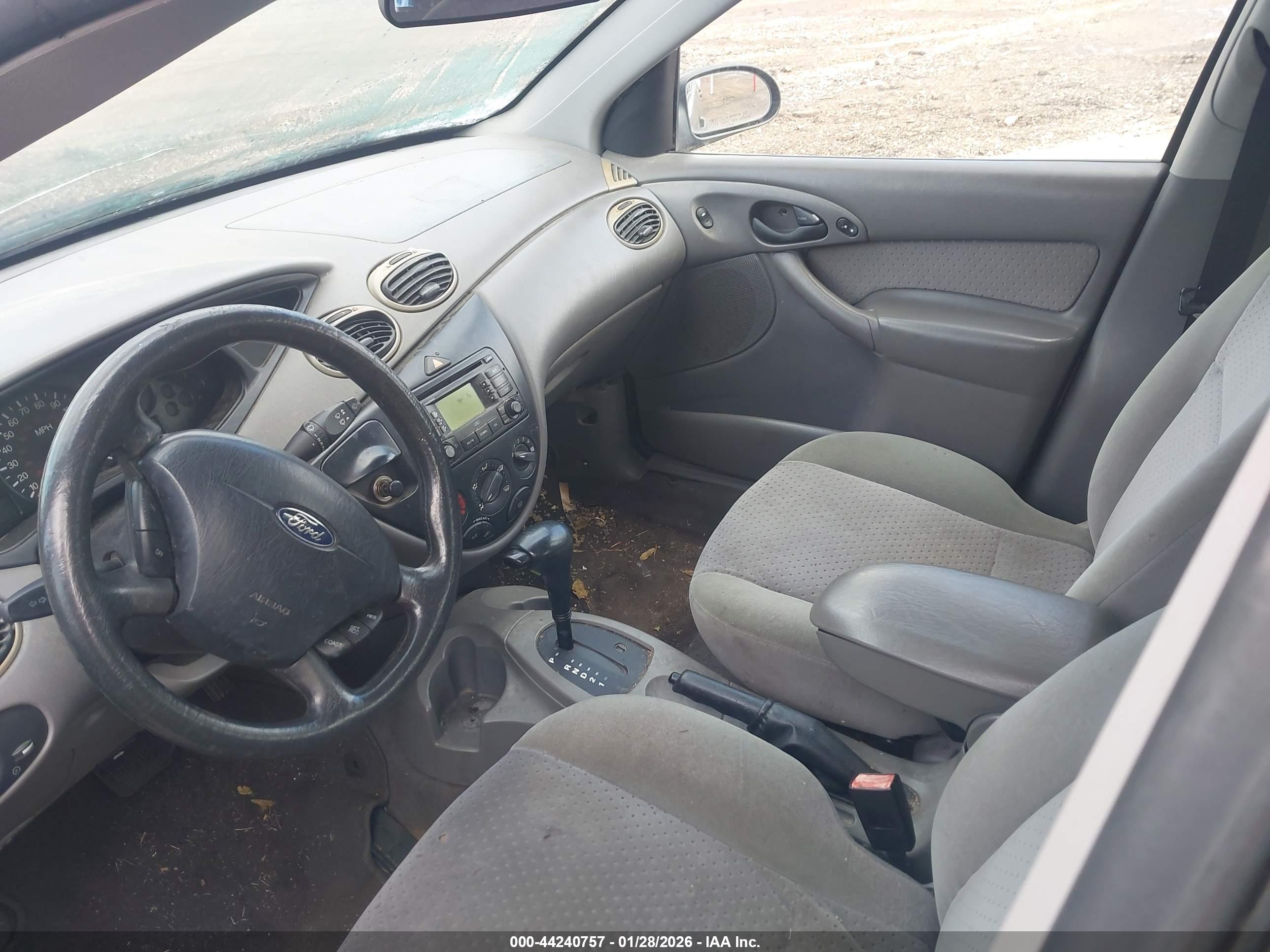 FORD FOCUS image 5