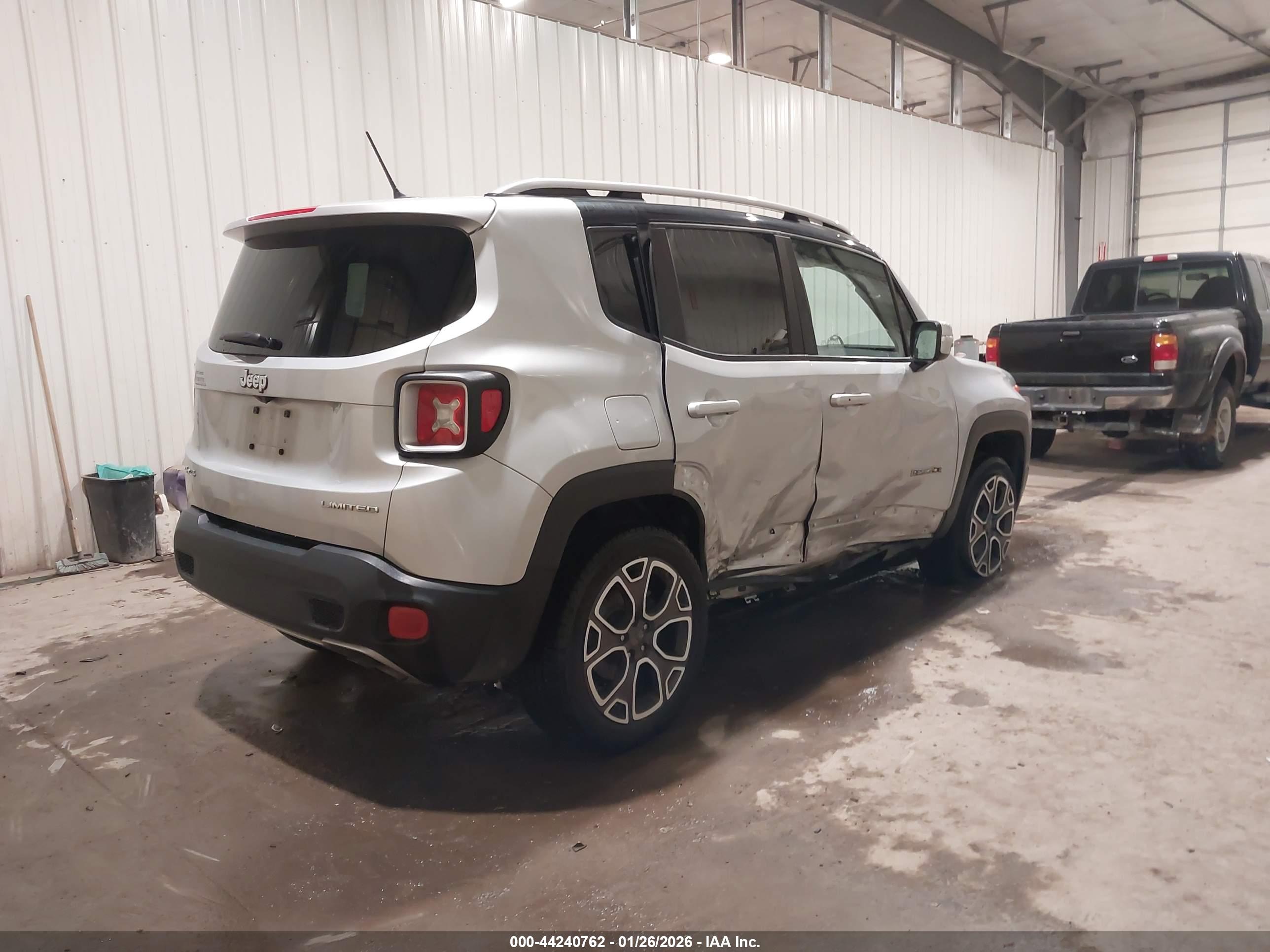 JEEP RENEGADE image 4