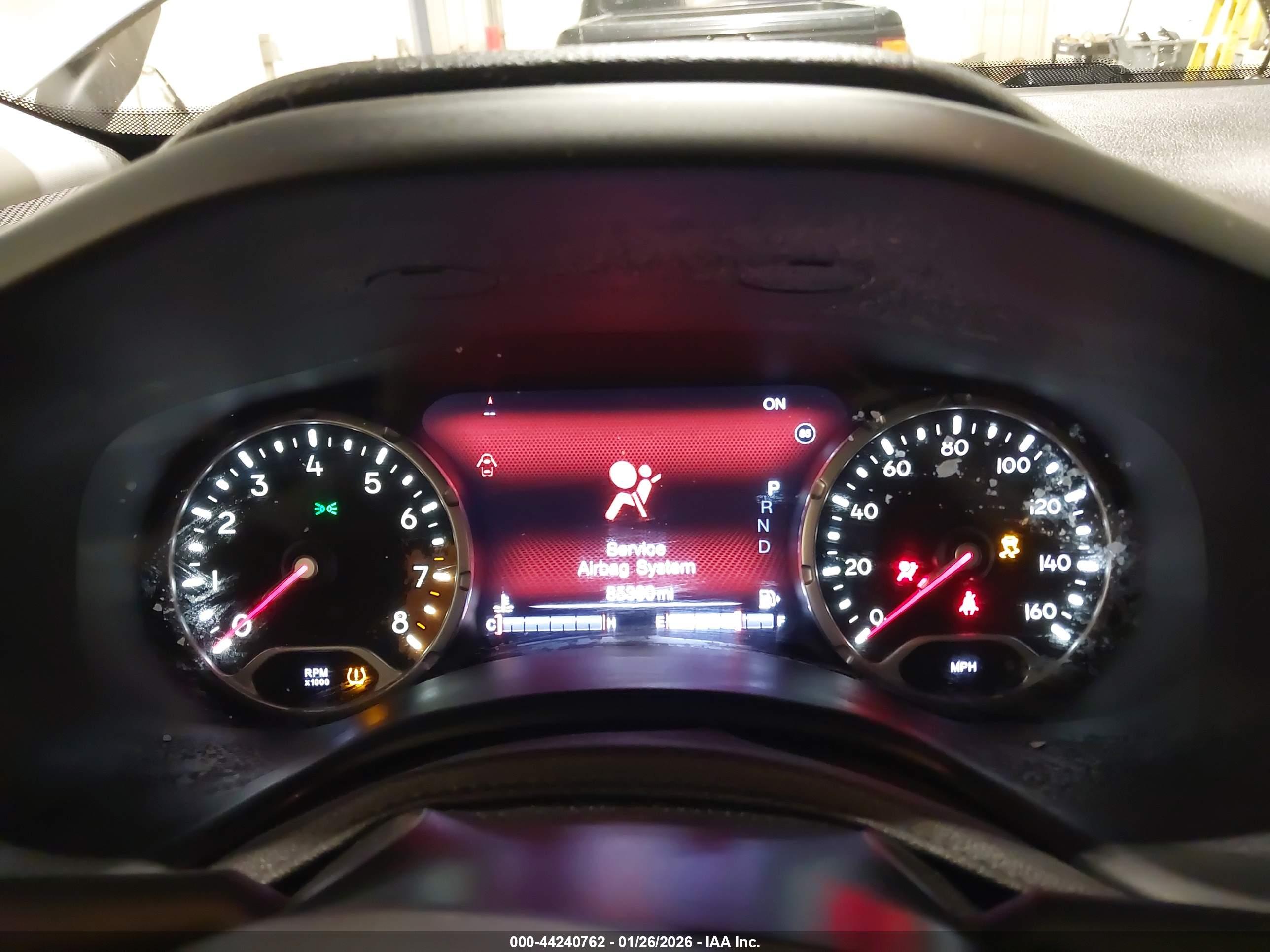JEEP RENEGADE image 7