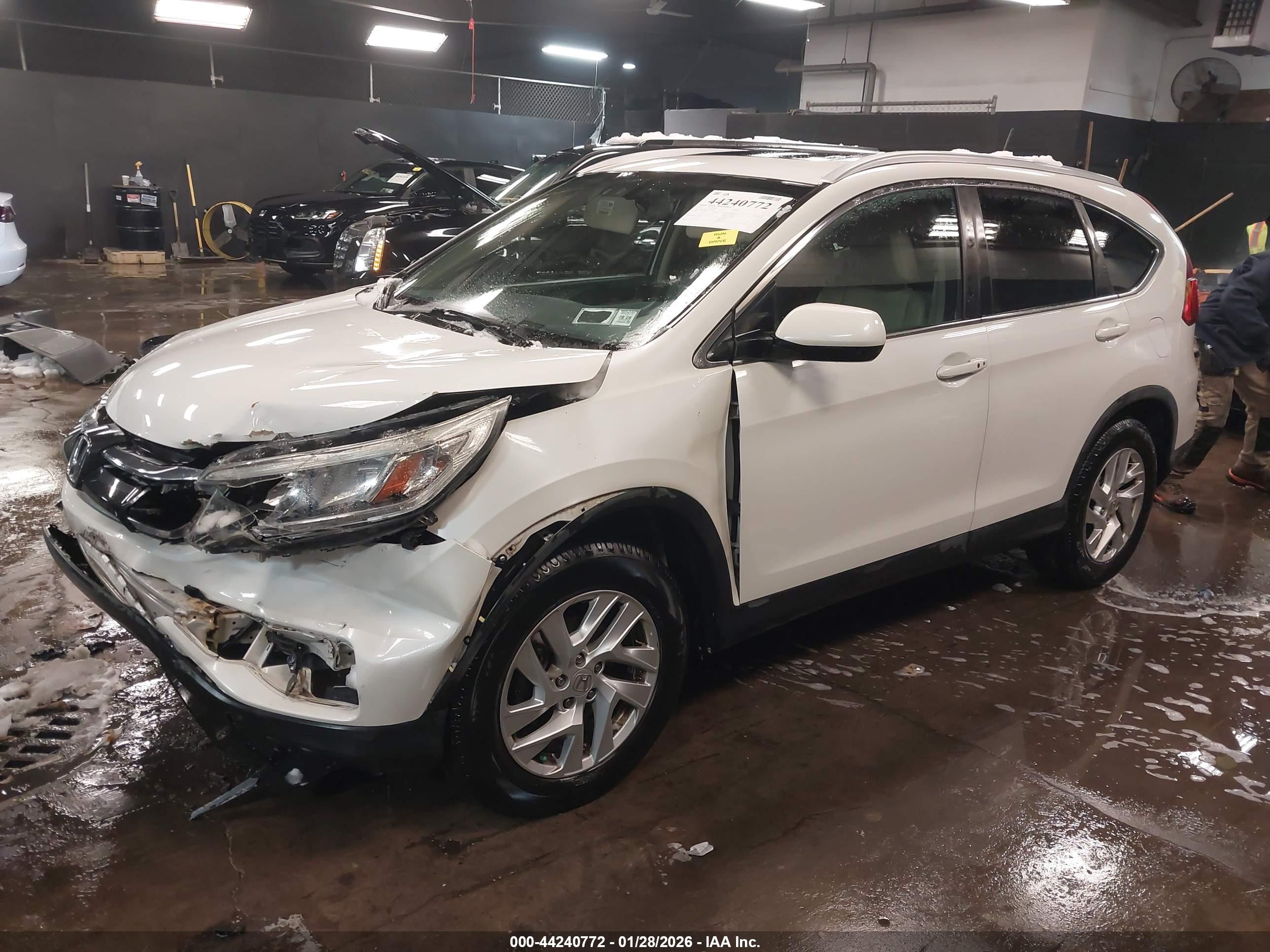 HONDA CR-V image 2