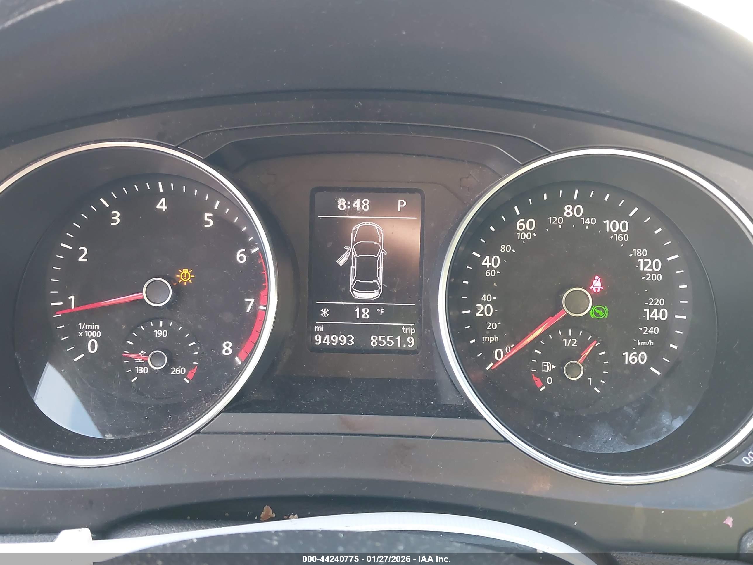 VOLKSWAGEN JETTA image 7