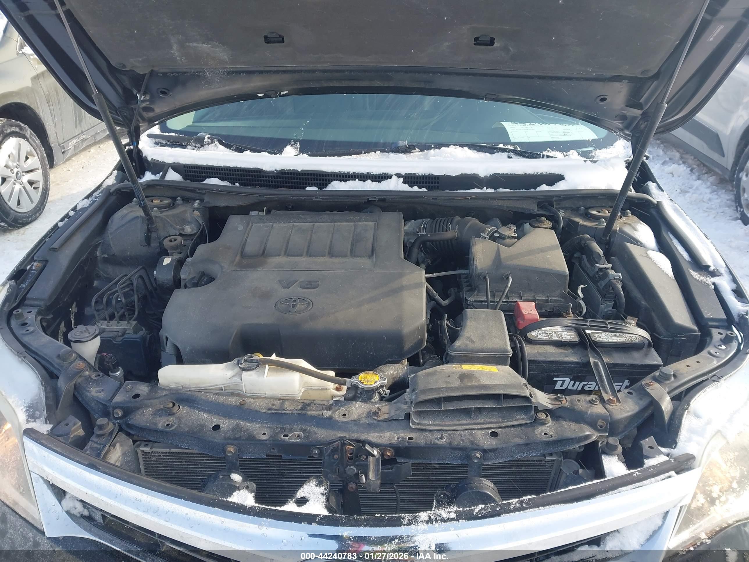 TOYOTA AVALON image 10