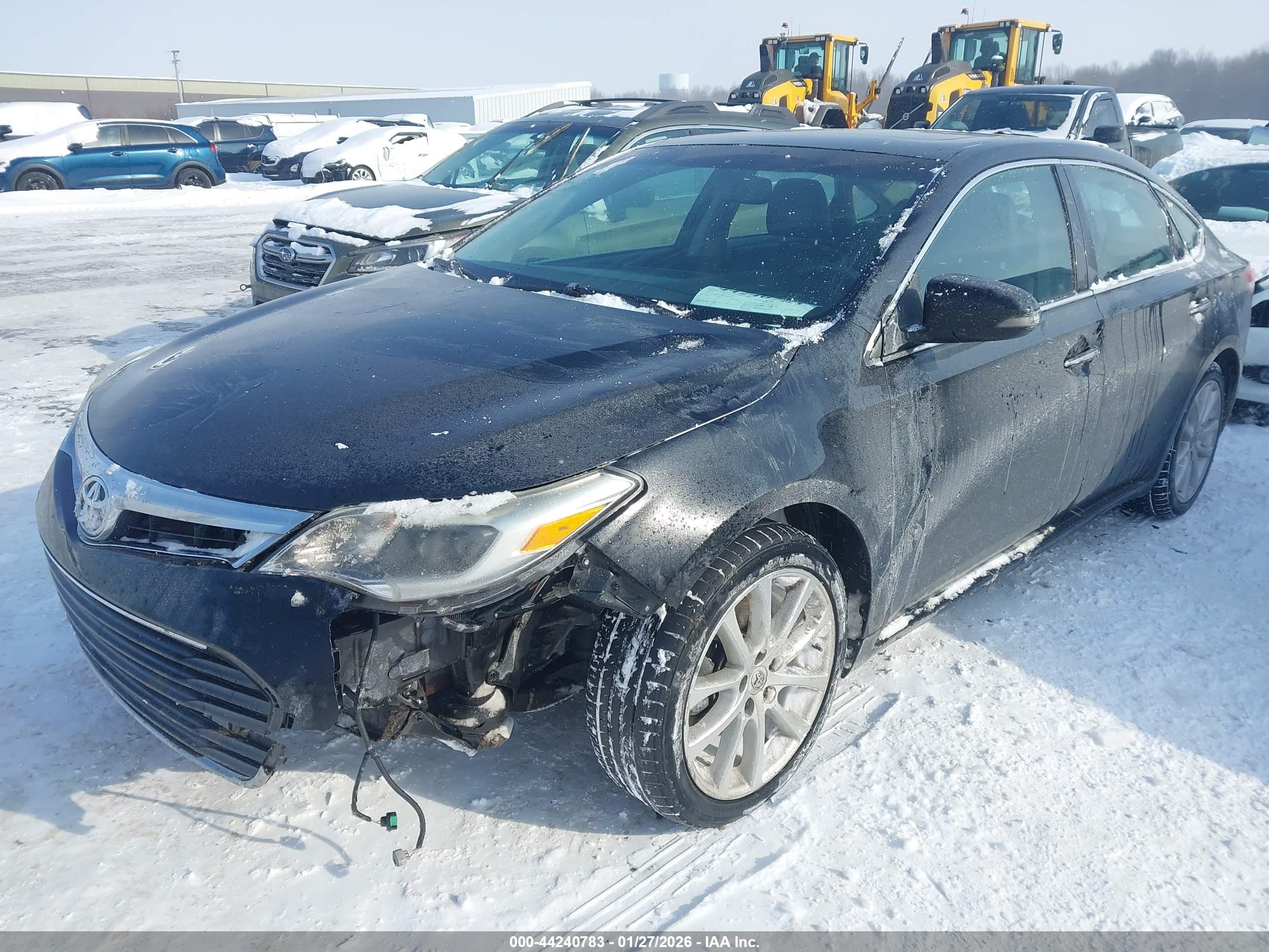 TOYOTA AVALON image 2
