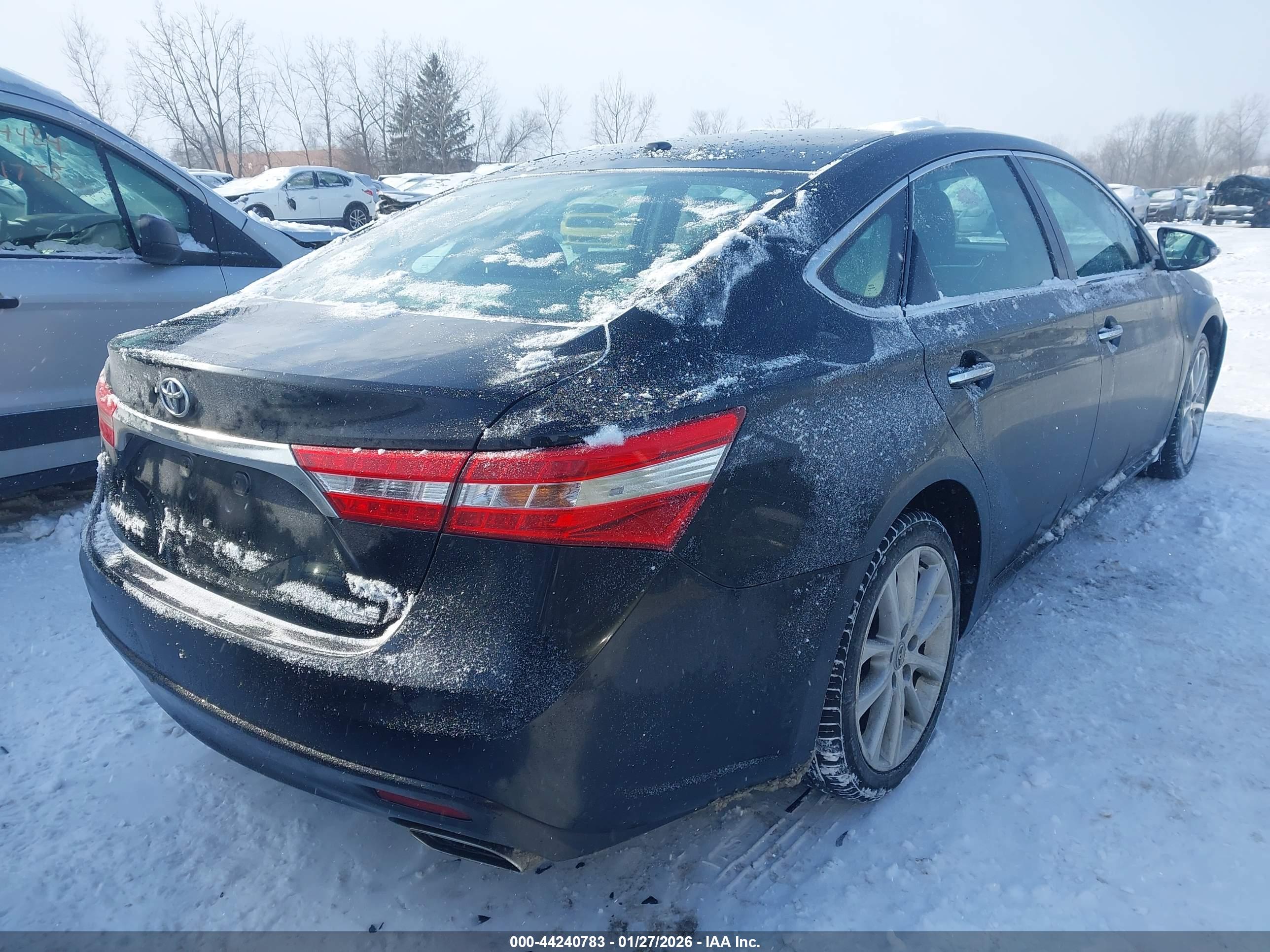 TOYOTA AVALON image 4