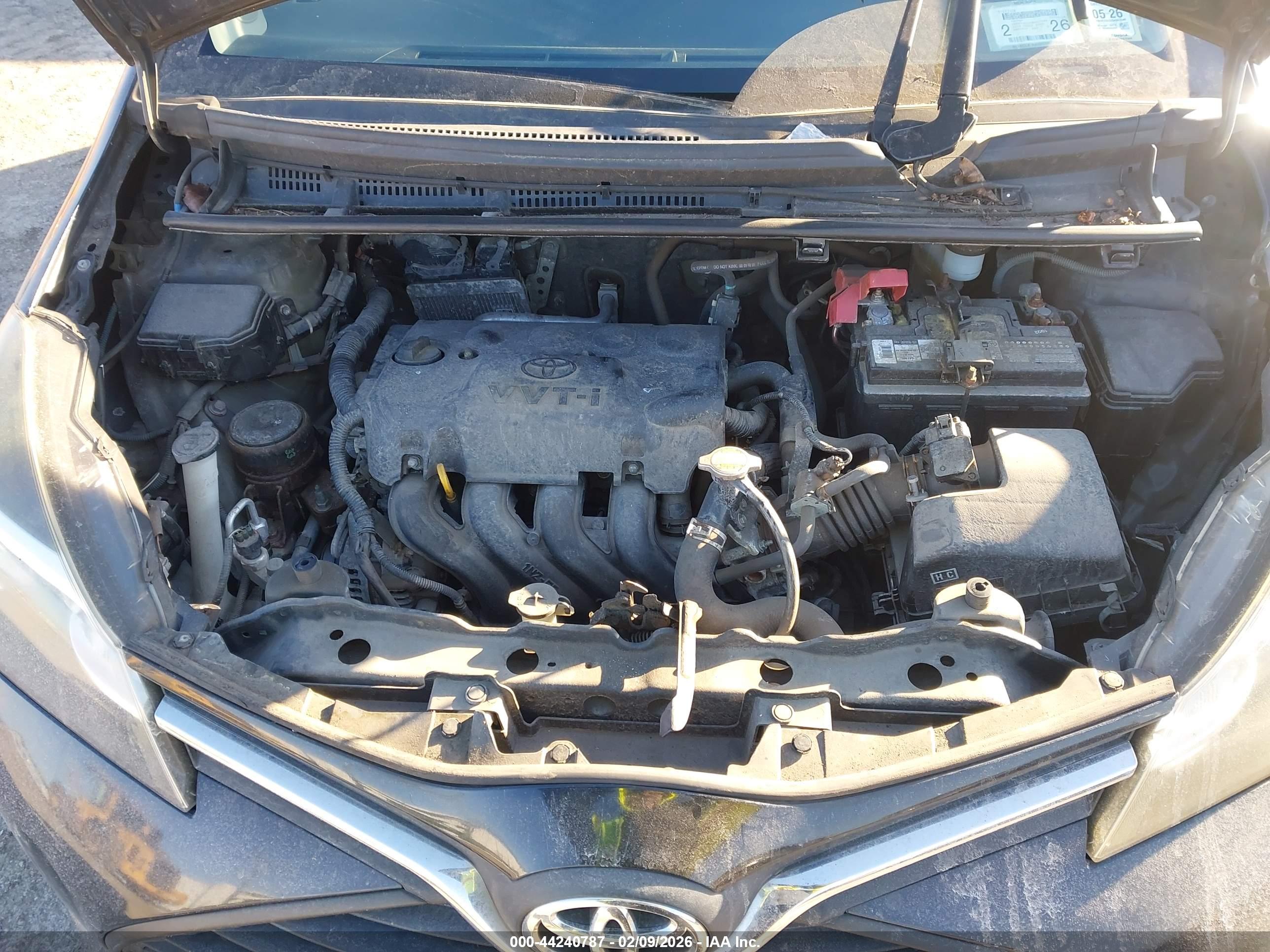 TOYOTA YARIS image 10