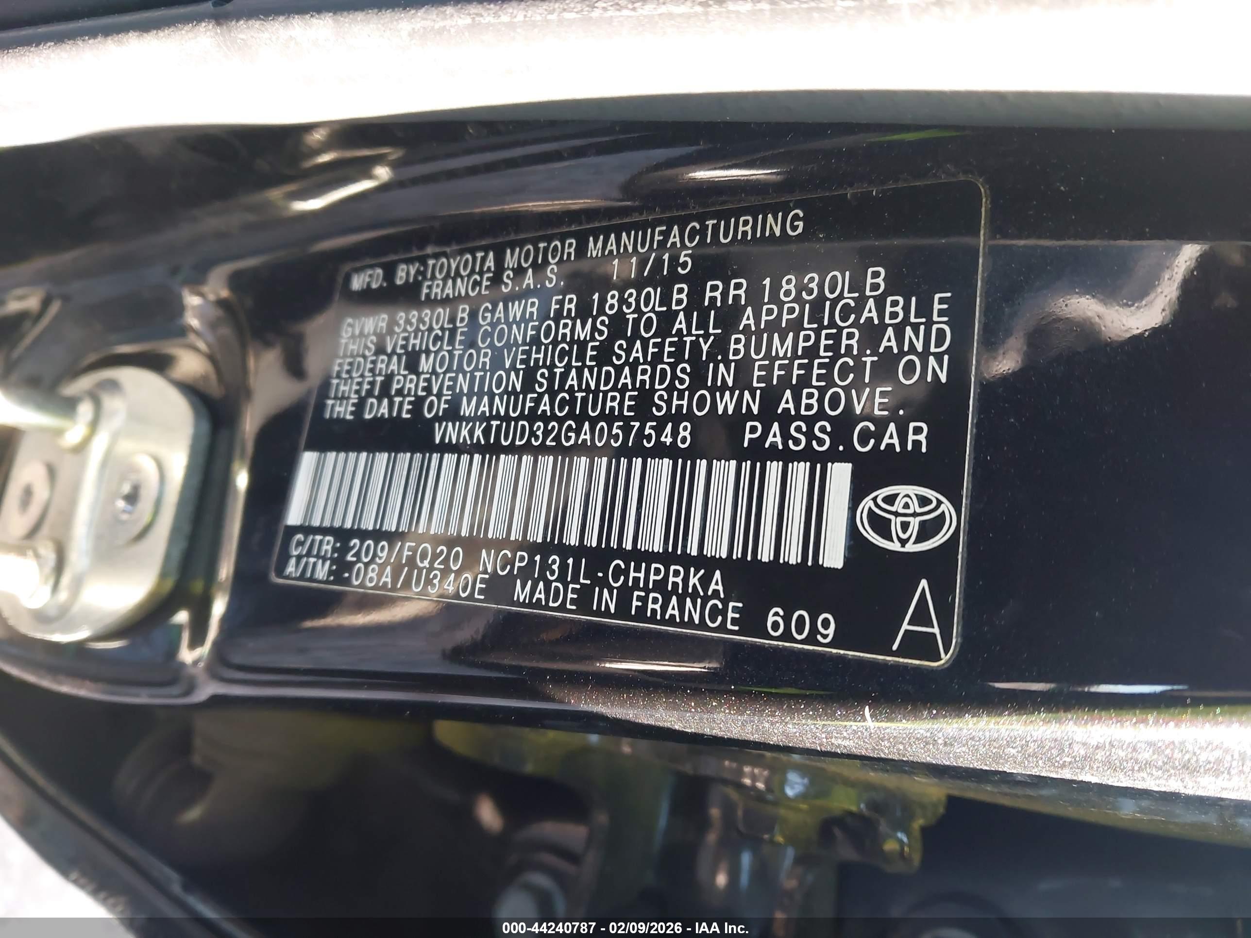 TOYOTA YARIS image 9