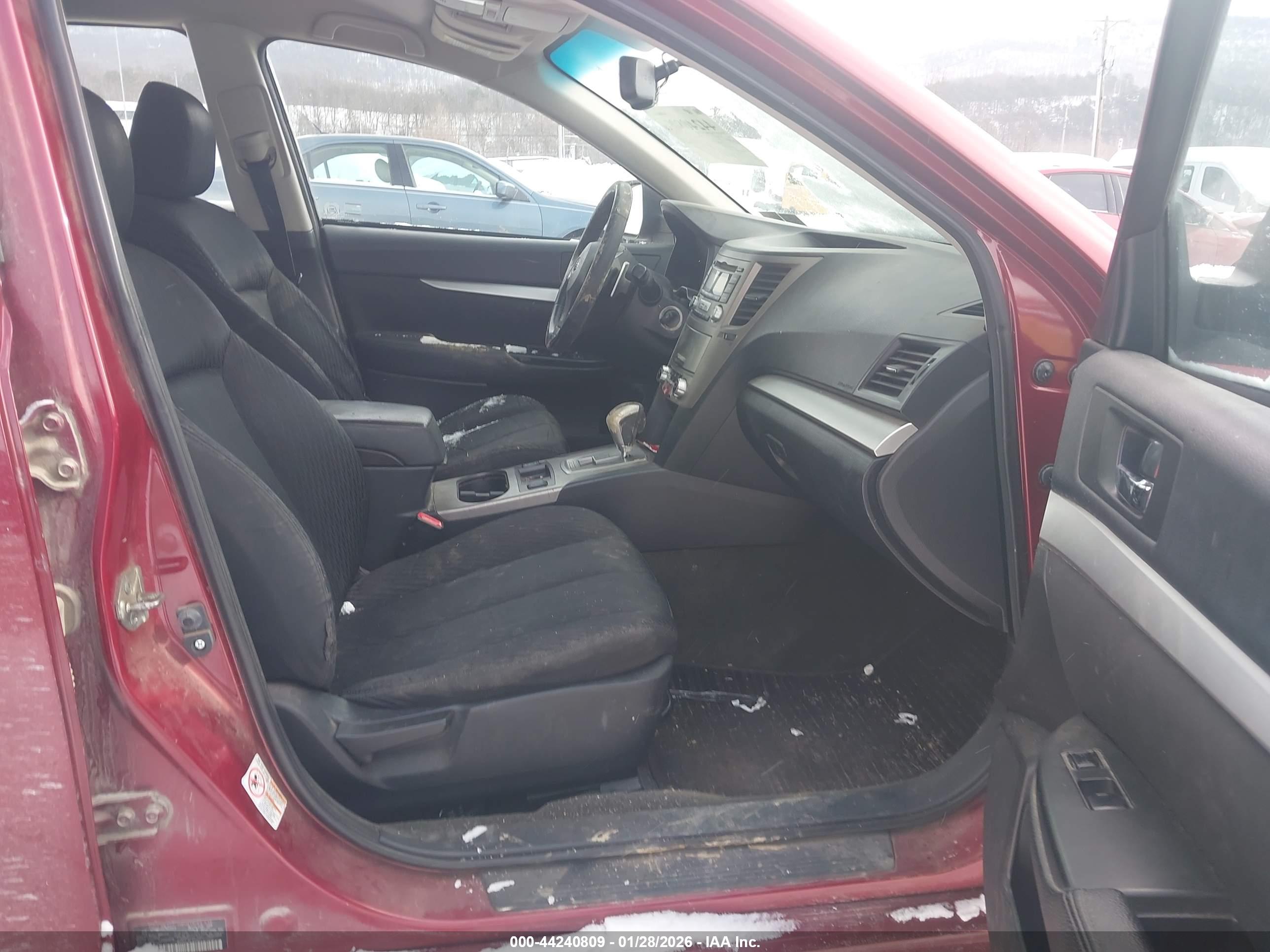 SUBARU LEGACY image 5