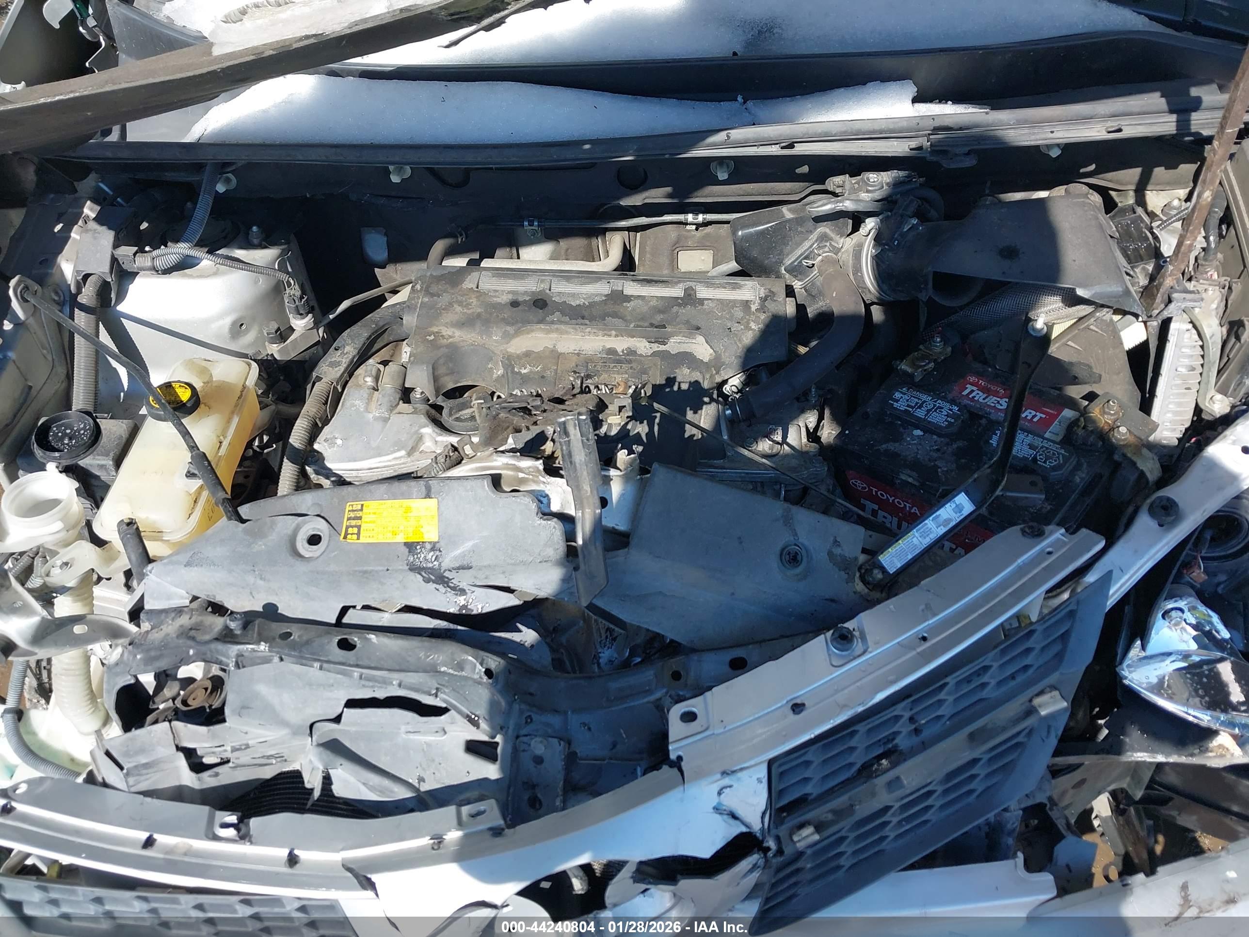 TOYOTA RAV4 image 10