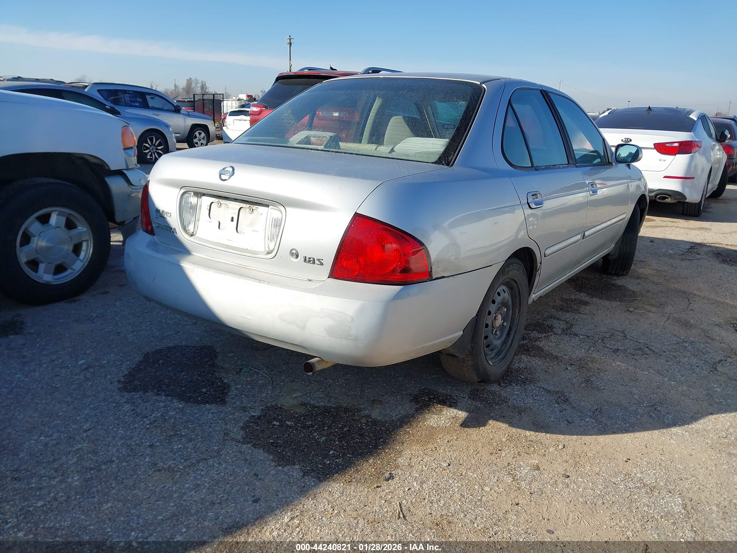 NISSAN SENTRA image 4