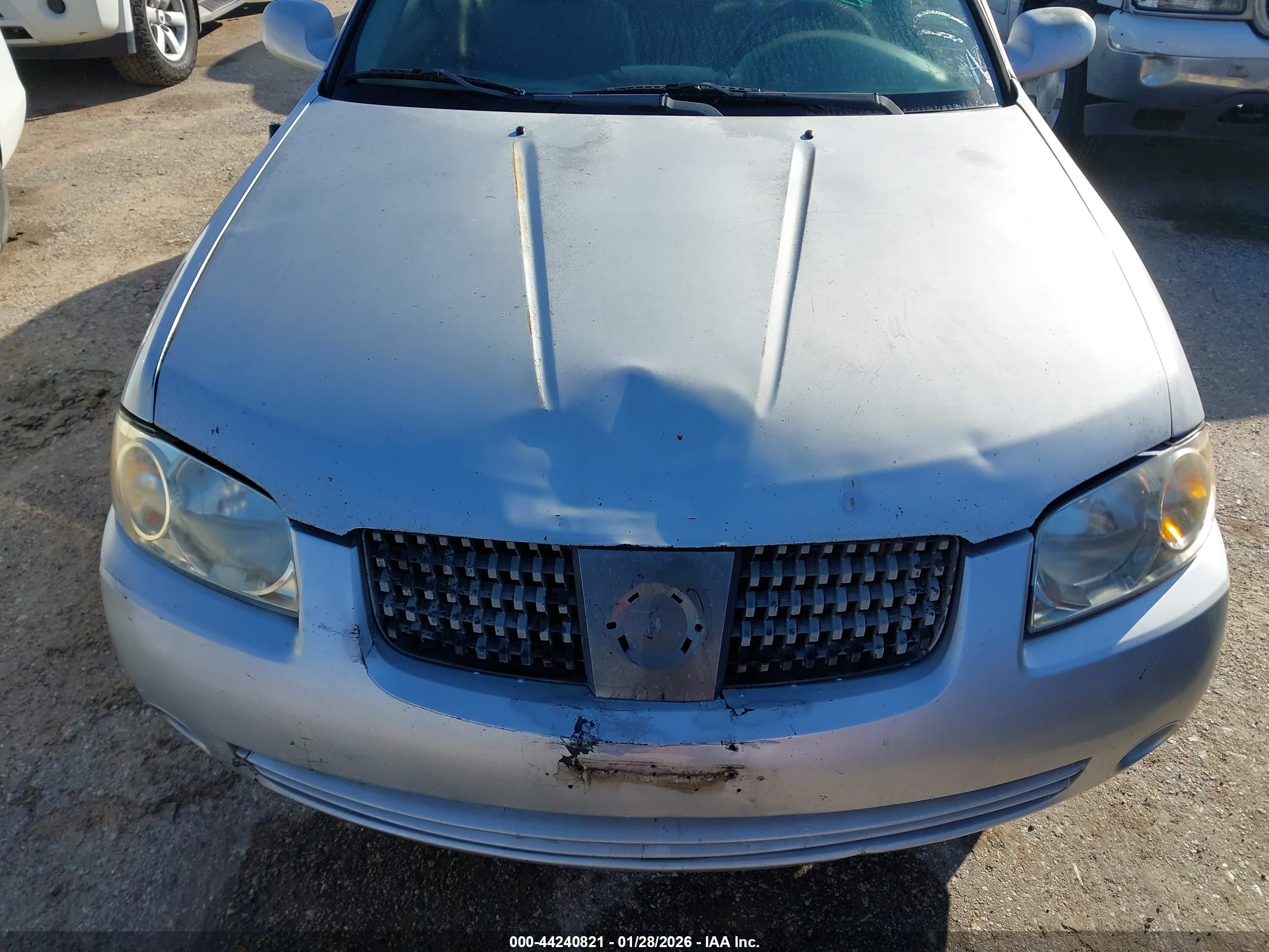 NISSAN SENTRA image 6