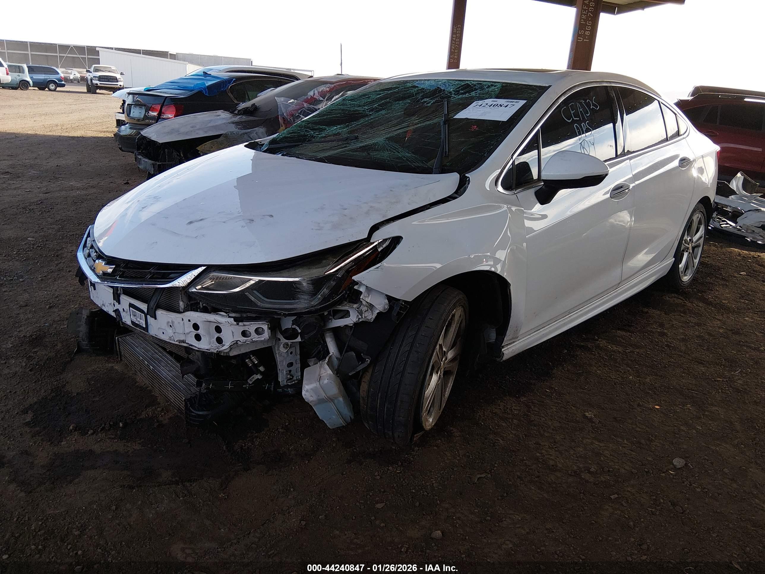 CHEVROLET CRUZE image 2