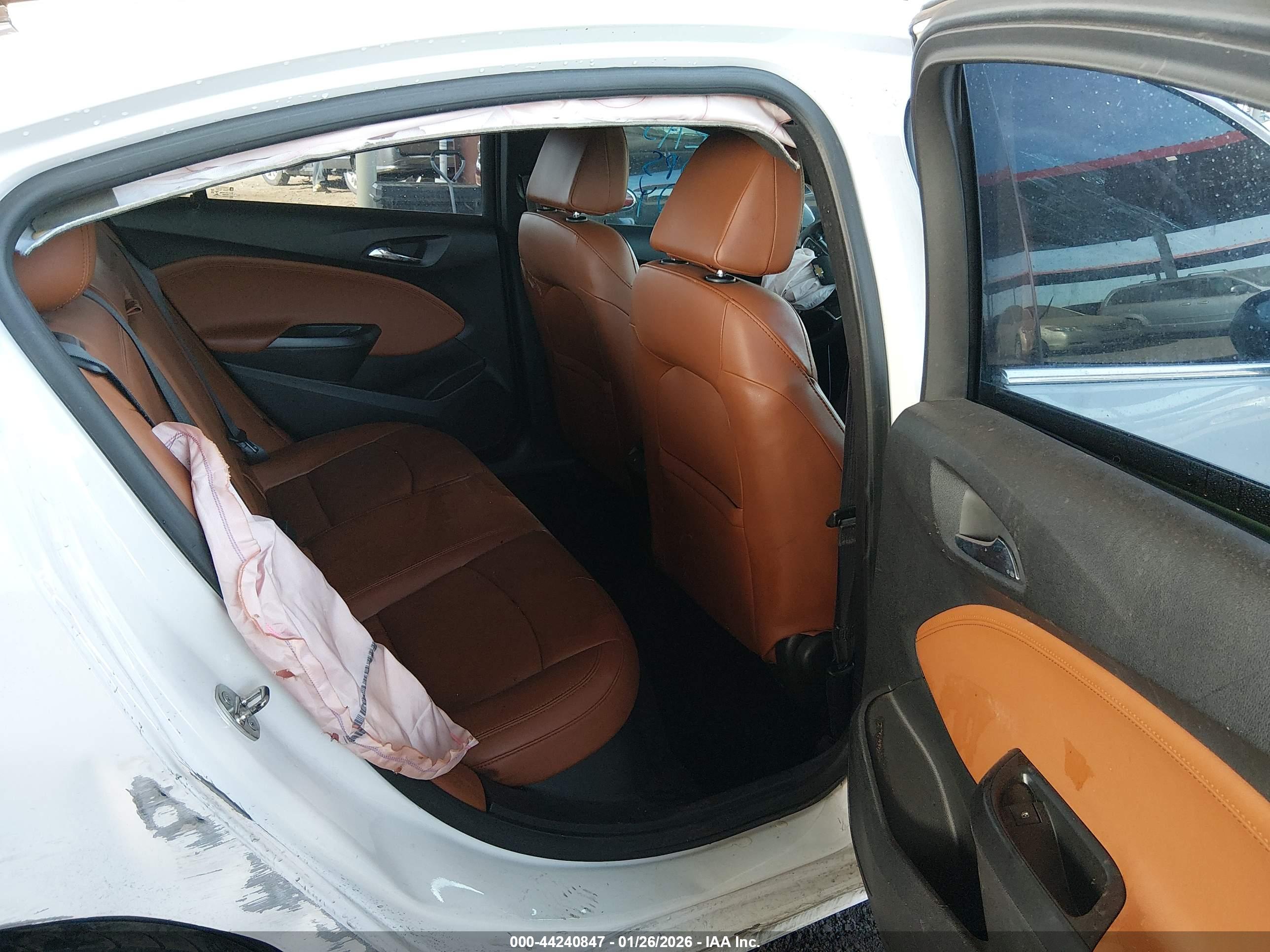 CHEVROLET CRUZE image 8