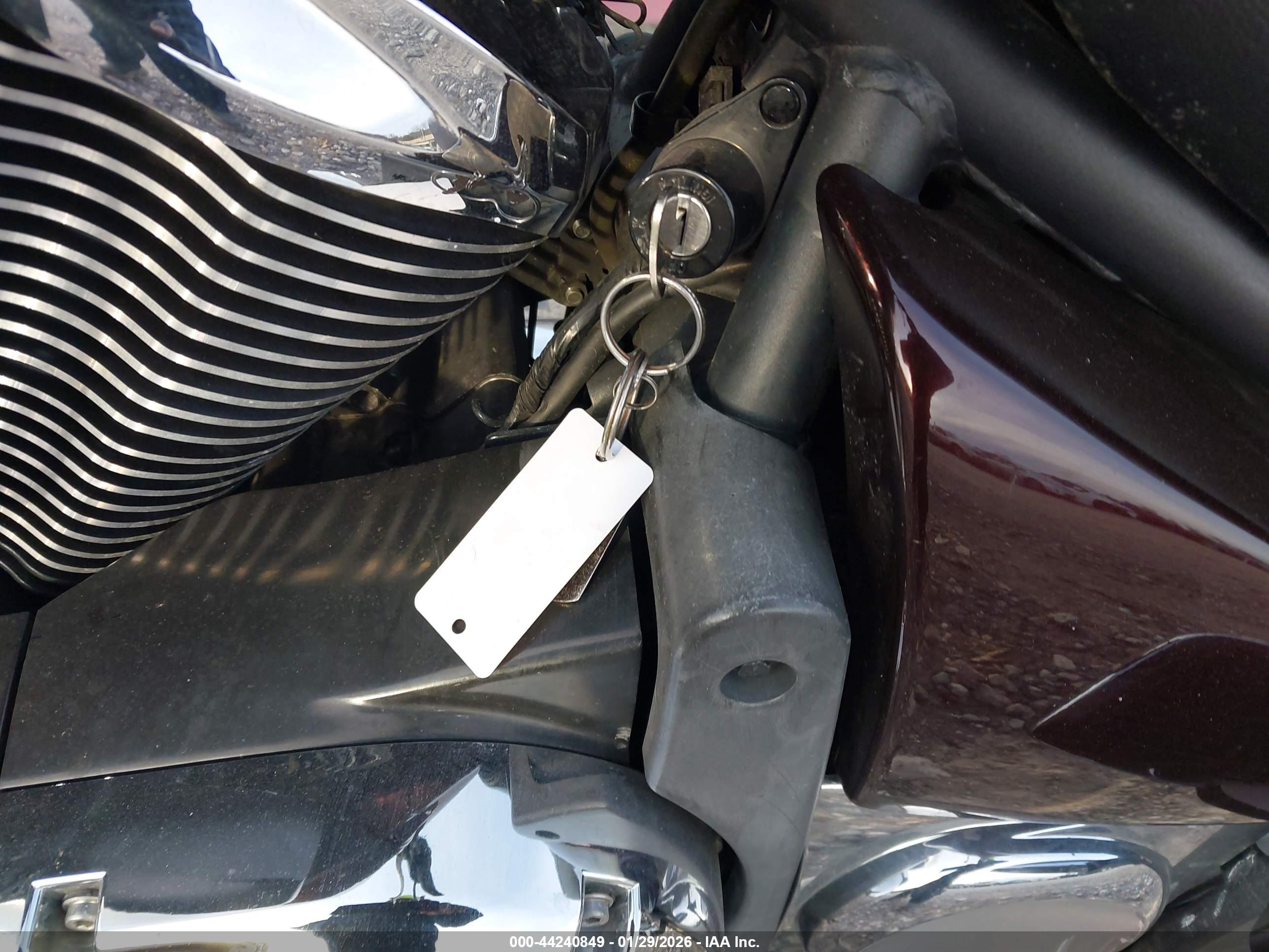 KAWASAKI VN900 image 11