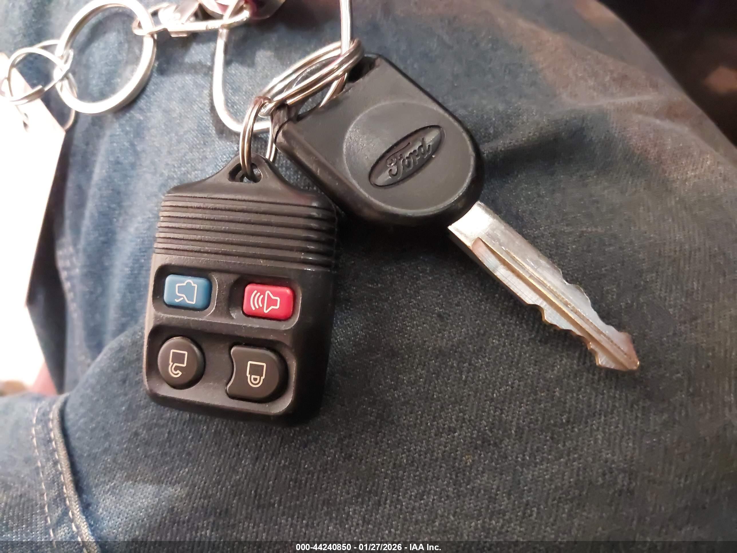 FORD FOCUS image 11
