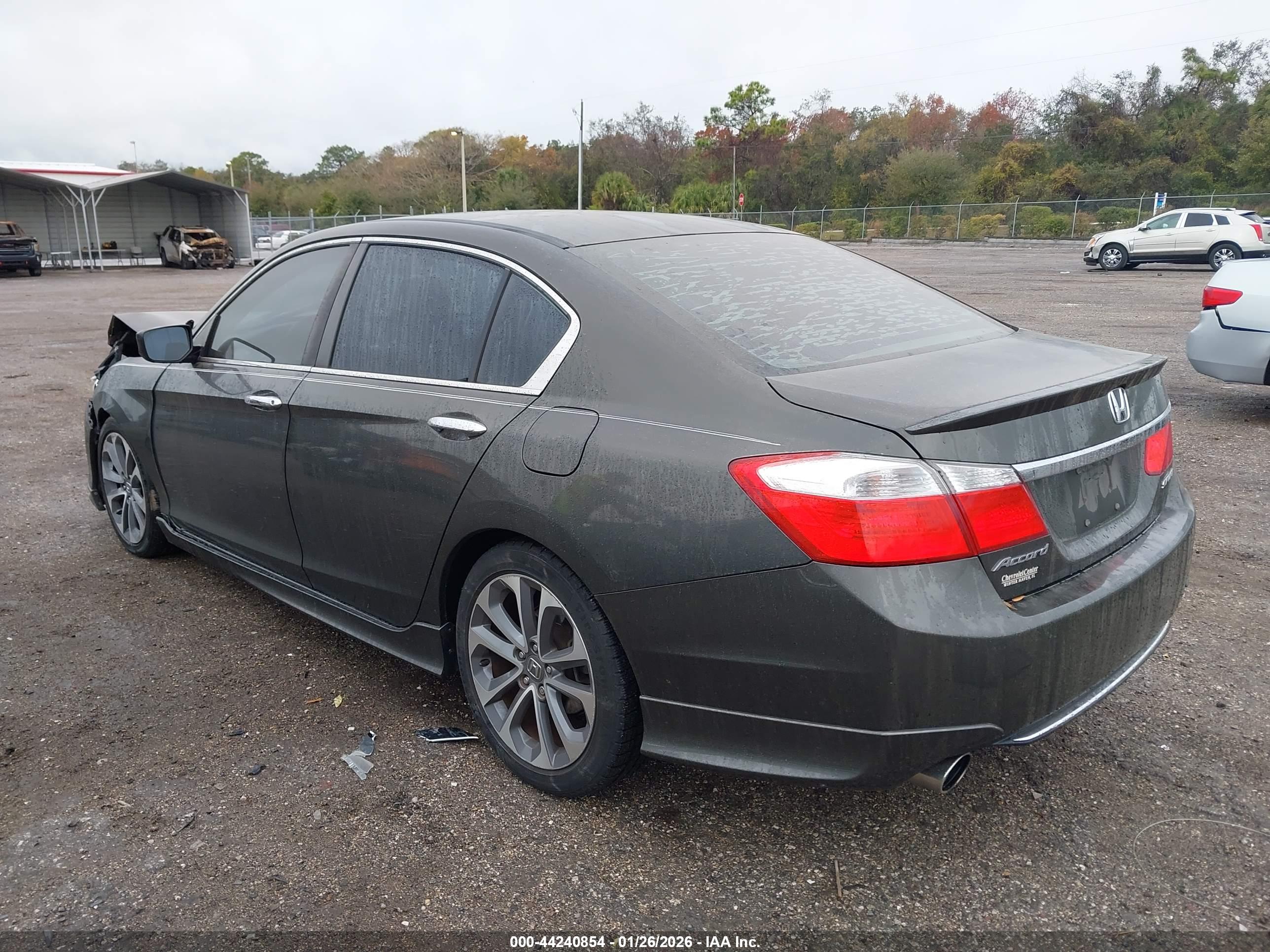 HONDA ACCORD image 3