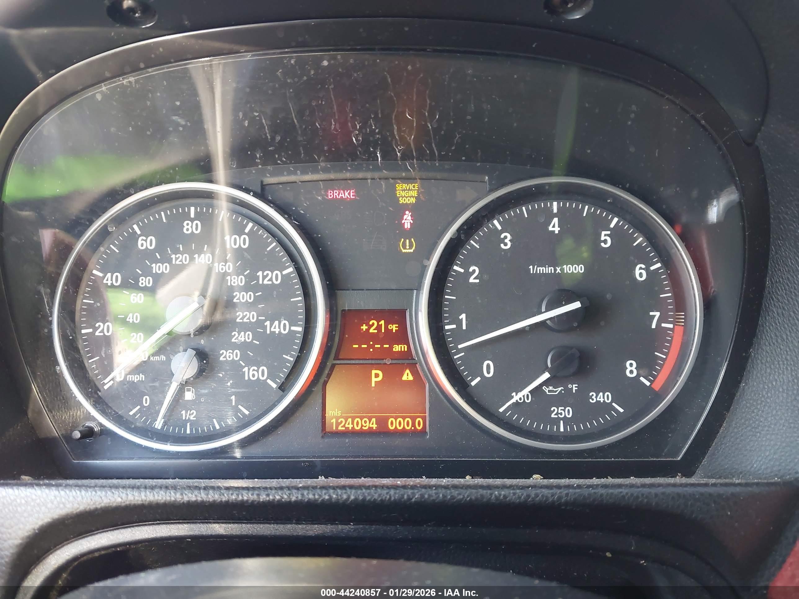 BMW 335I image 7