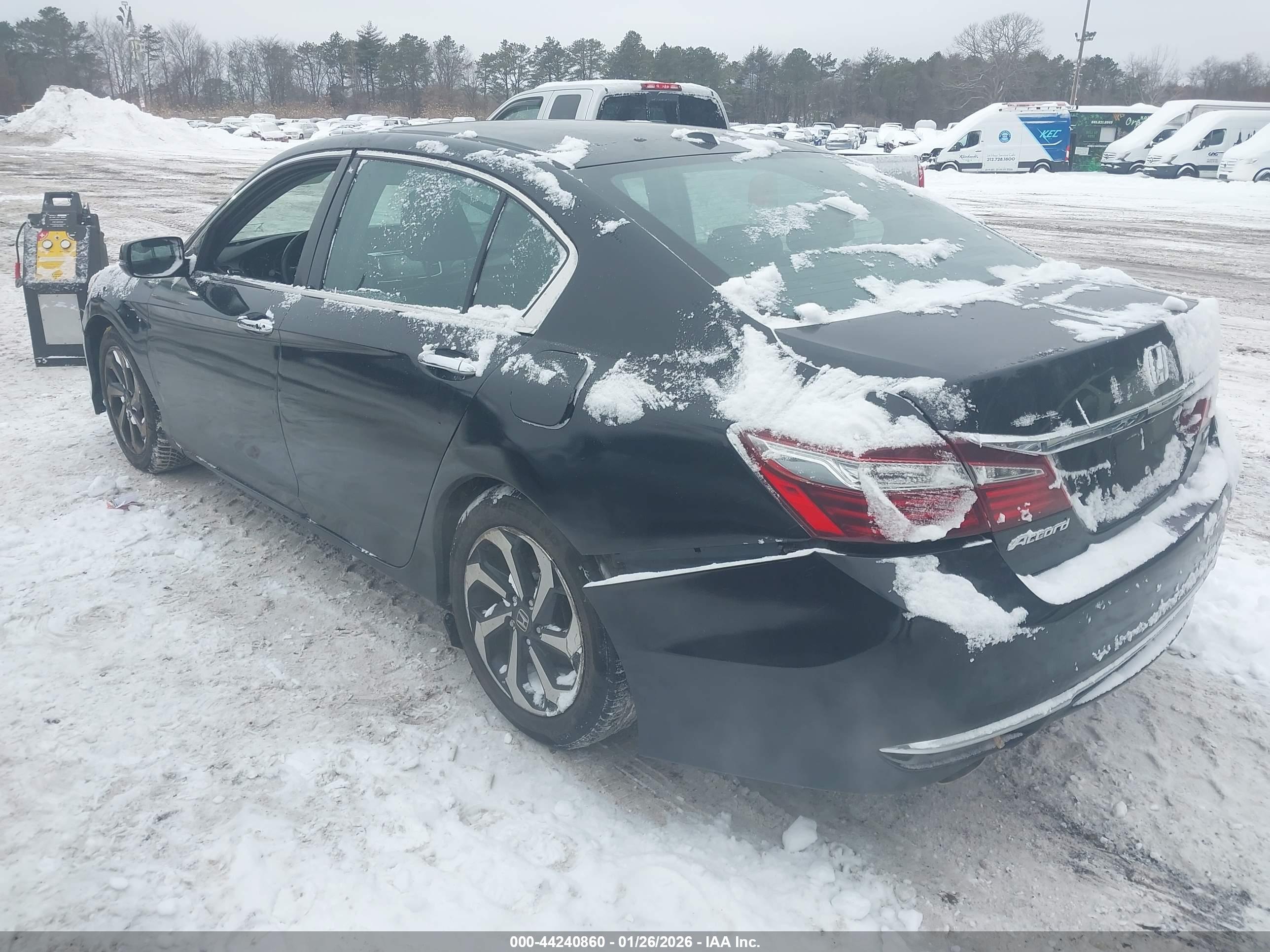 HONDA ACCORD image 3