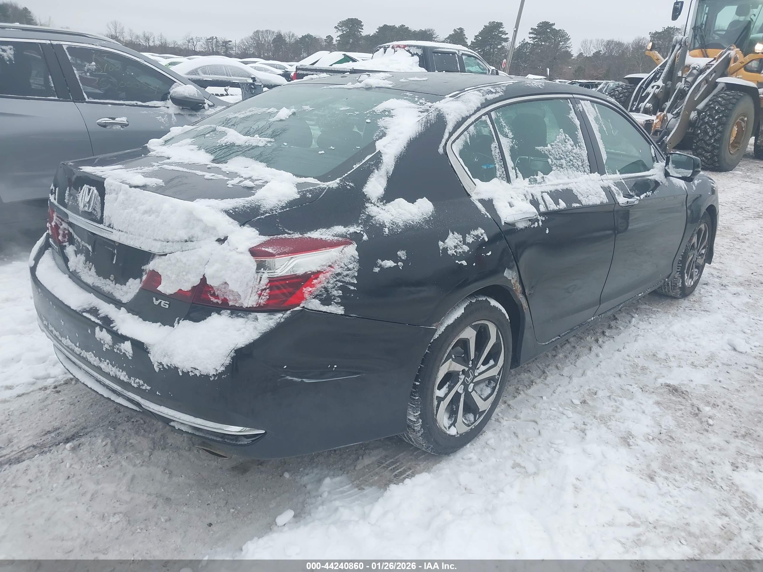 HONDA ACCORD image 4
