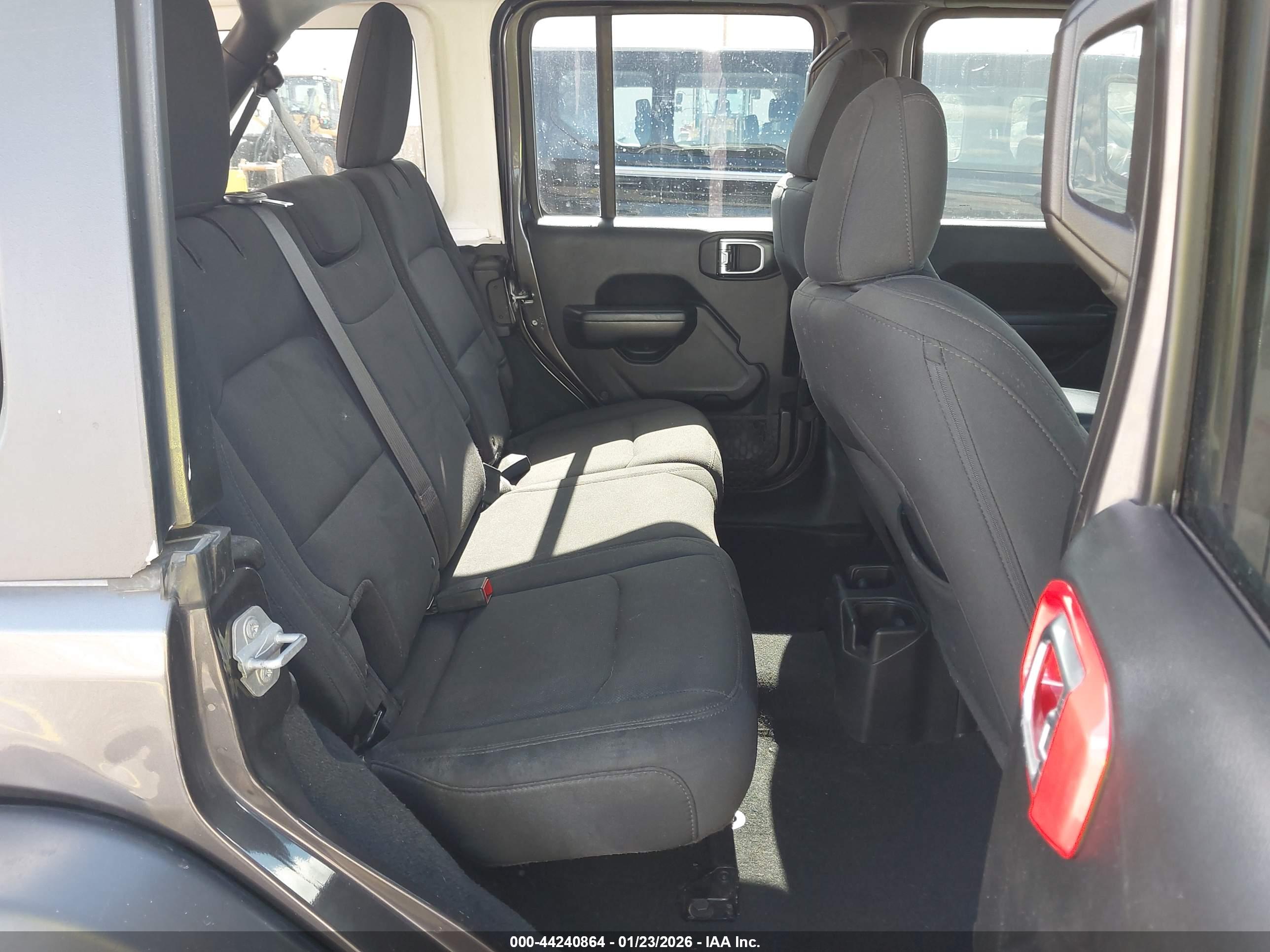 JEEP WRANGLER image 8