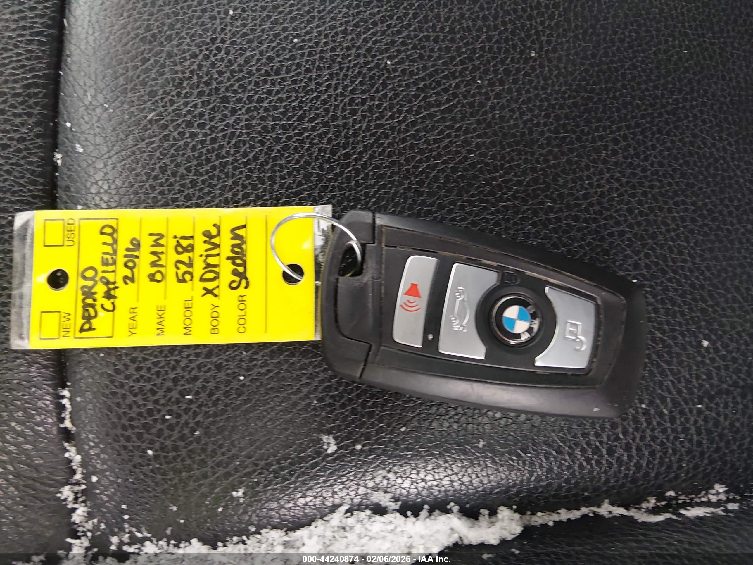 BMW 528I image 11