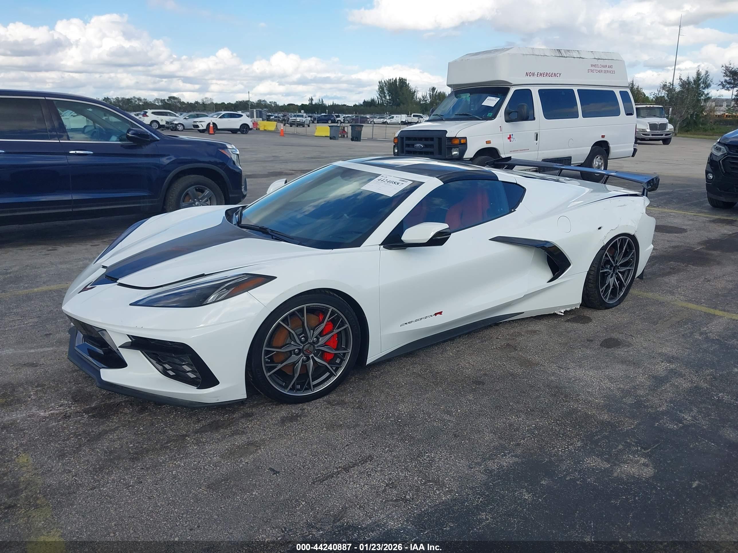 CHEVROLET CORVETTE image 2