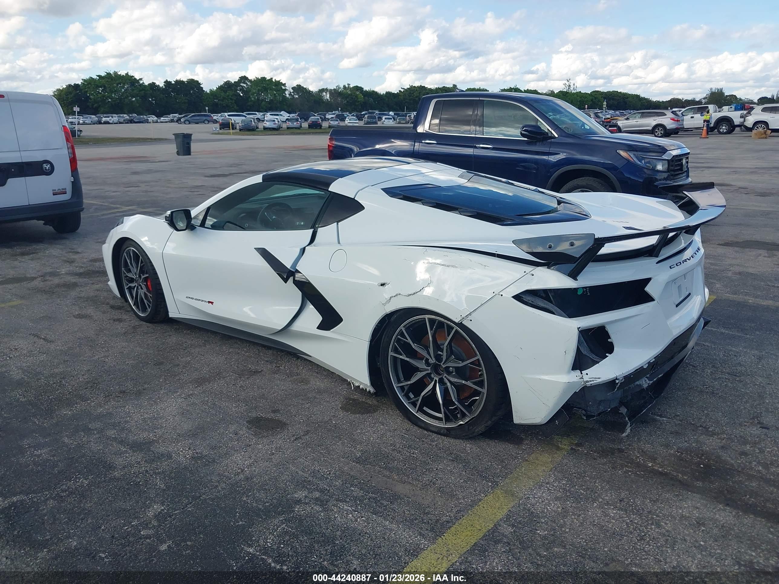 CHEVROLET CORVETTE image 3