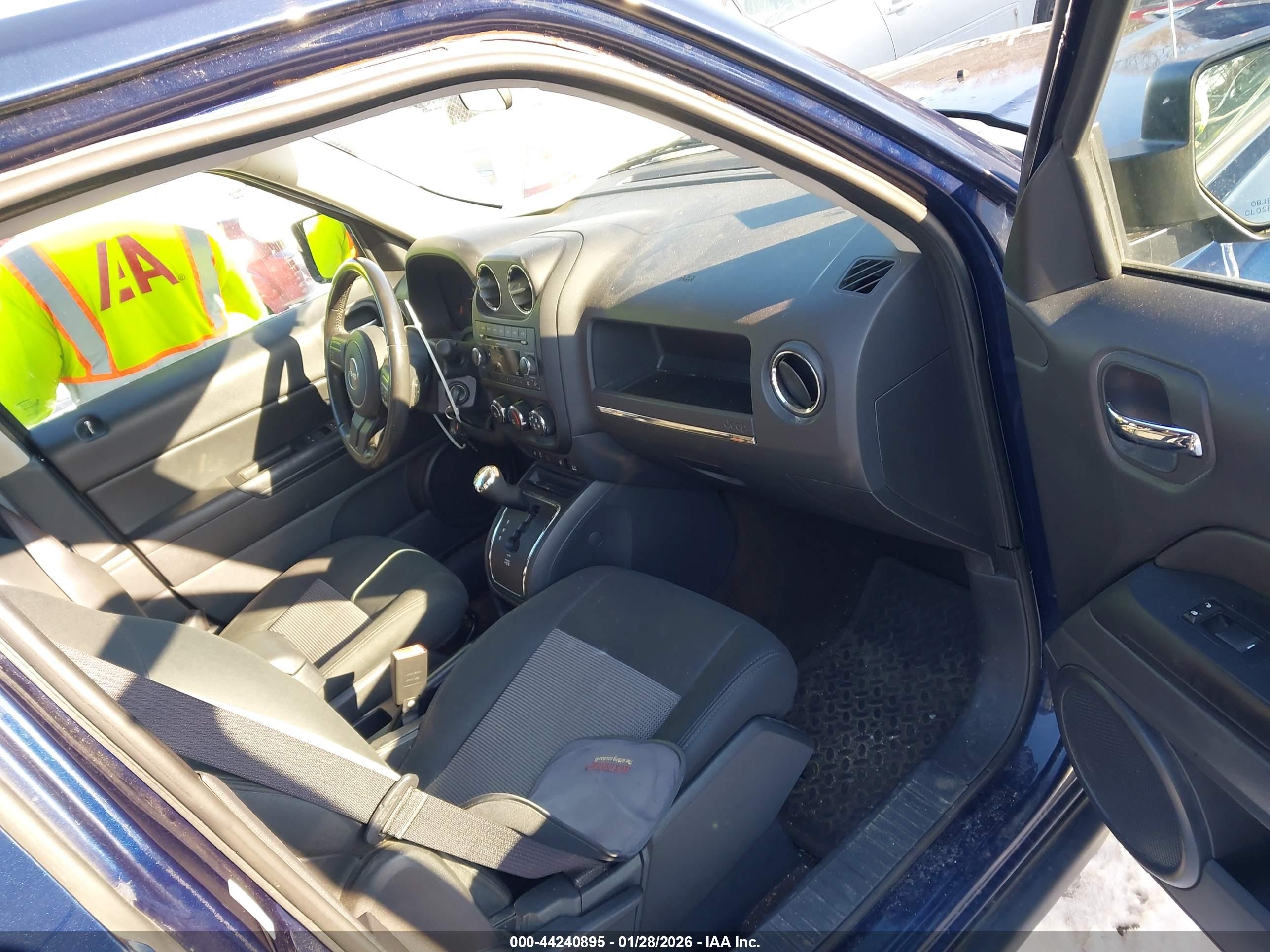 JEEP PATRIOT image 5
