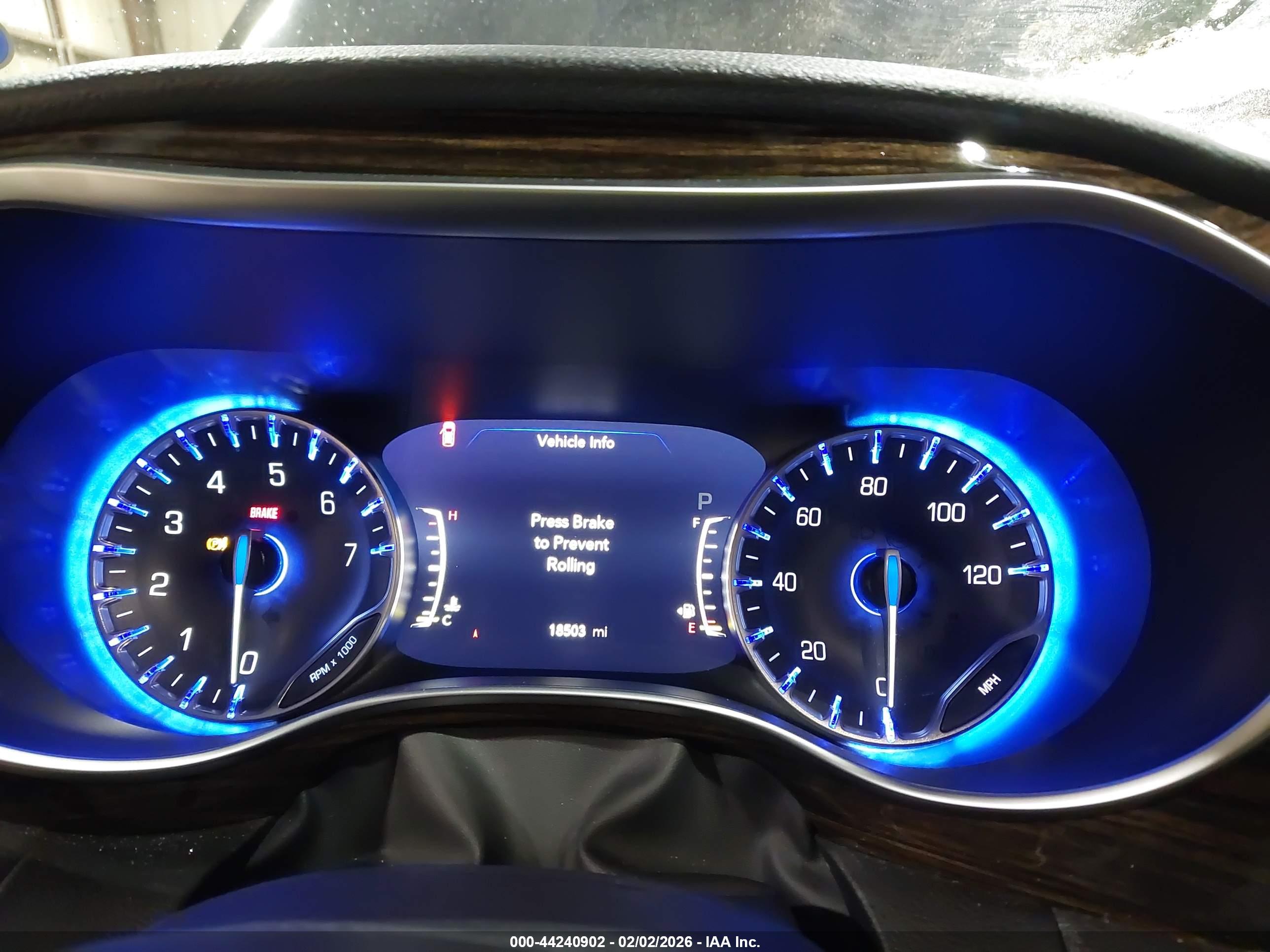 CHRYSLER PACIFICA image 7