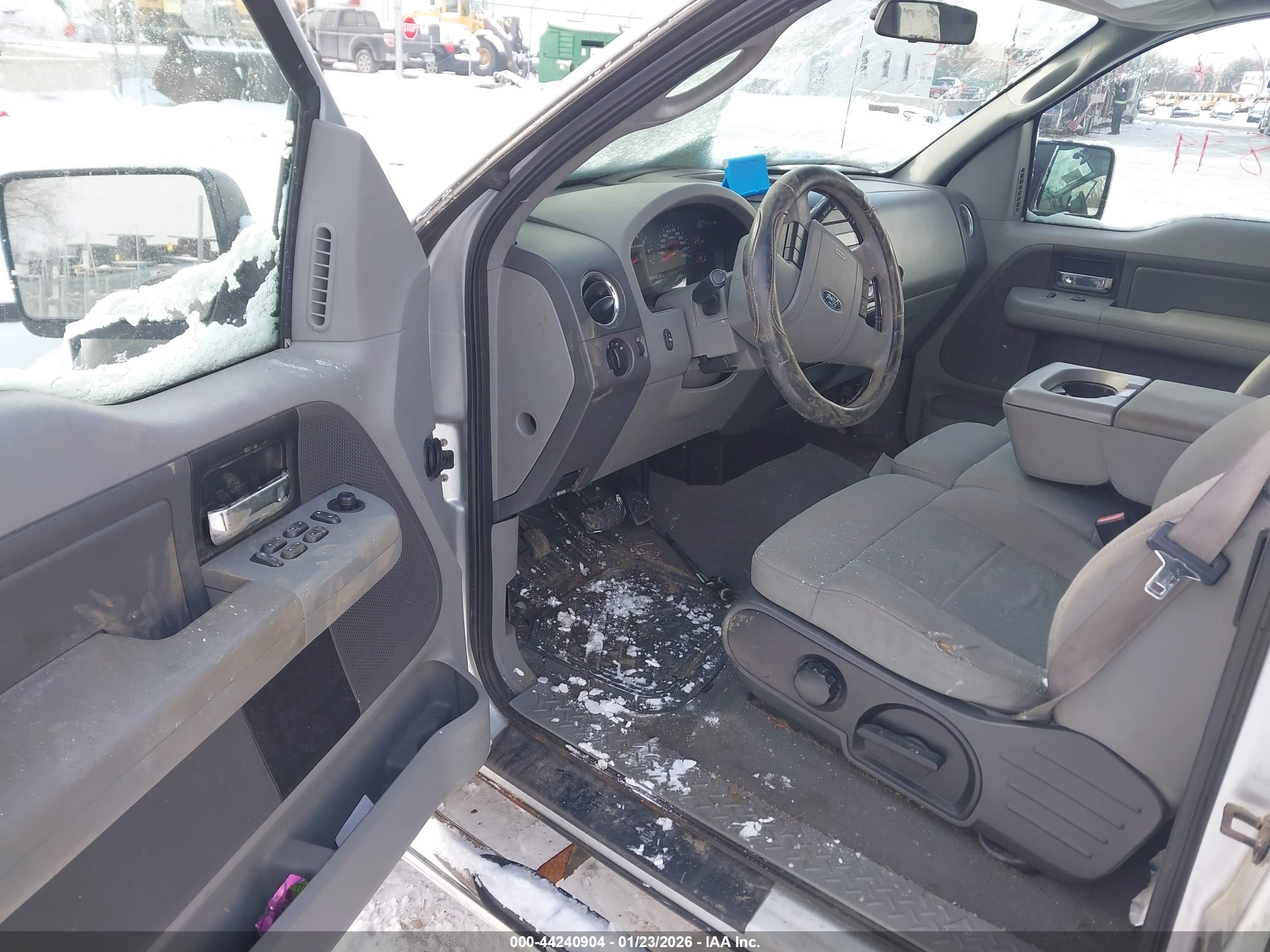FORD F-150 image 5