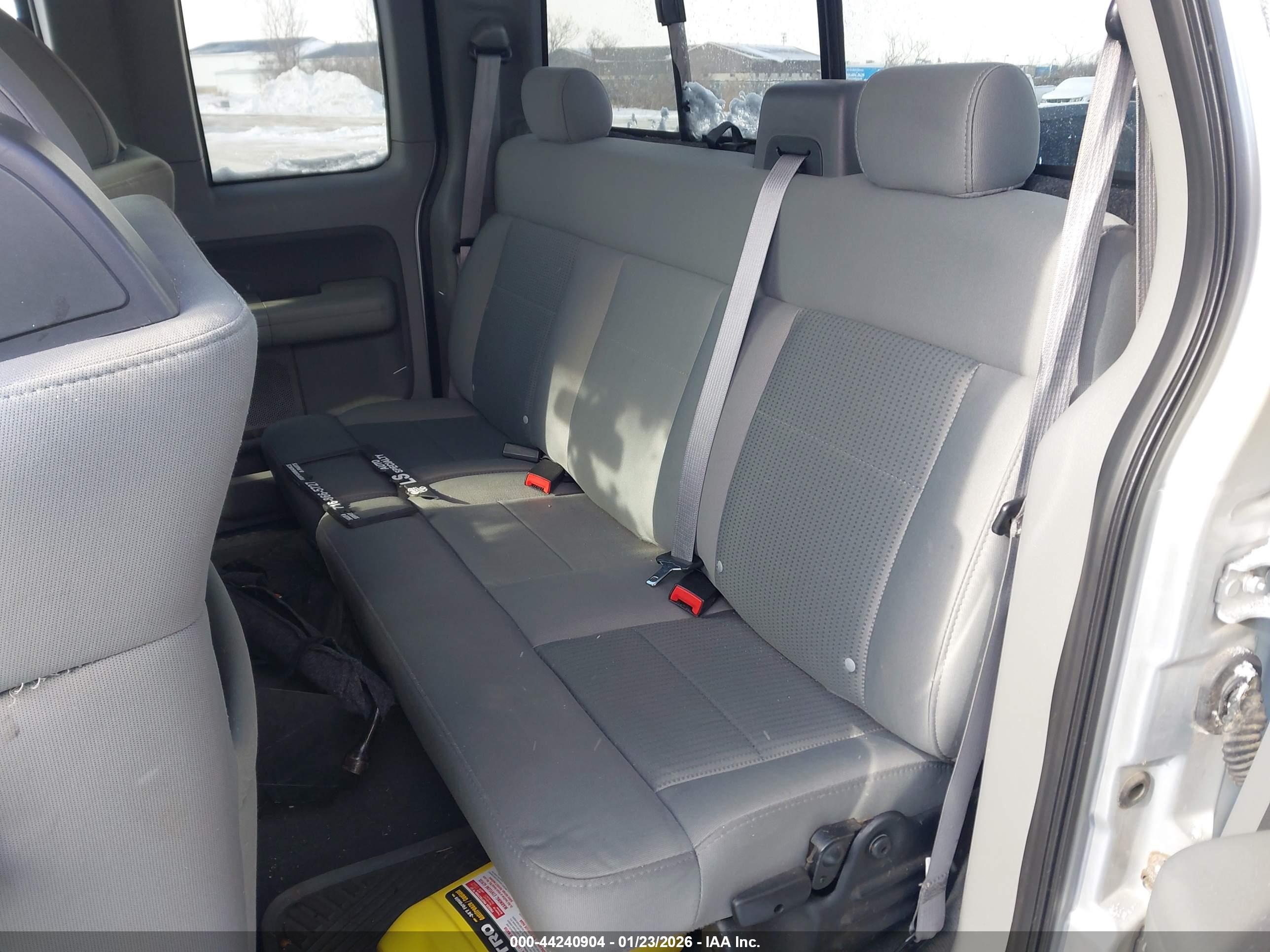 FORD F-150 image 8