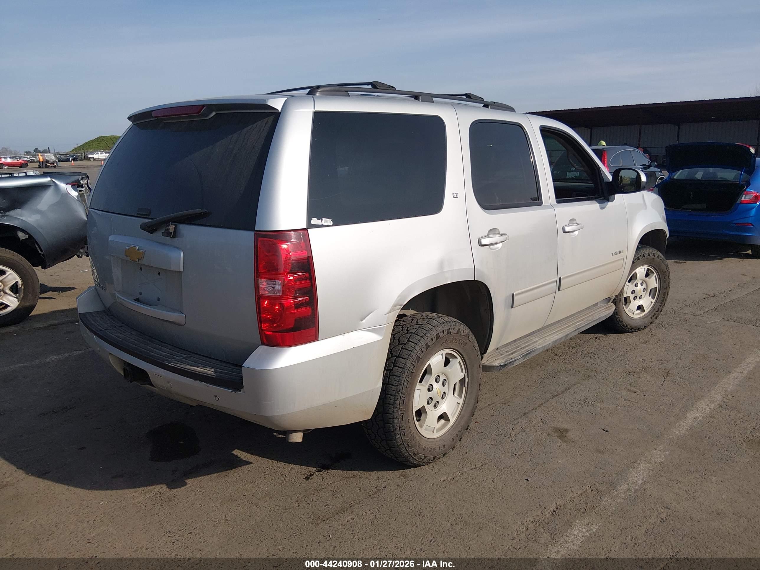 CHEVROLET TAHOE image 4
