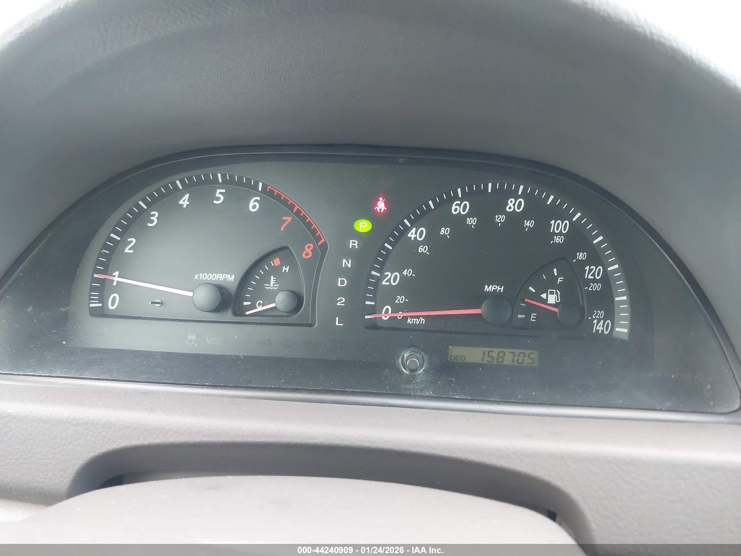 TOYOTA CAMRY image 7