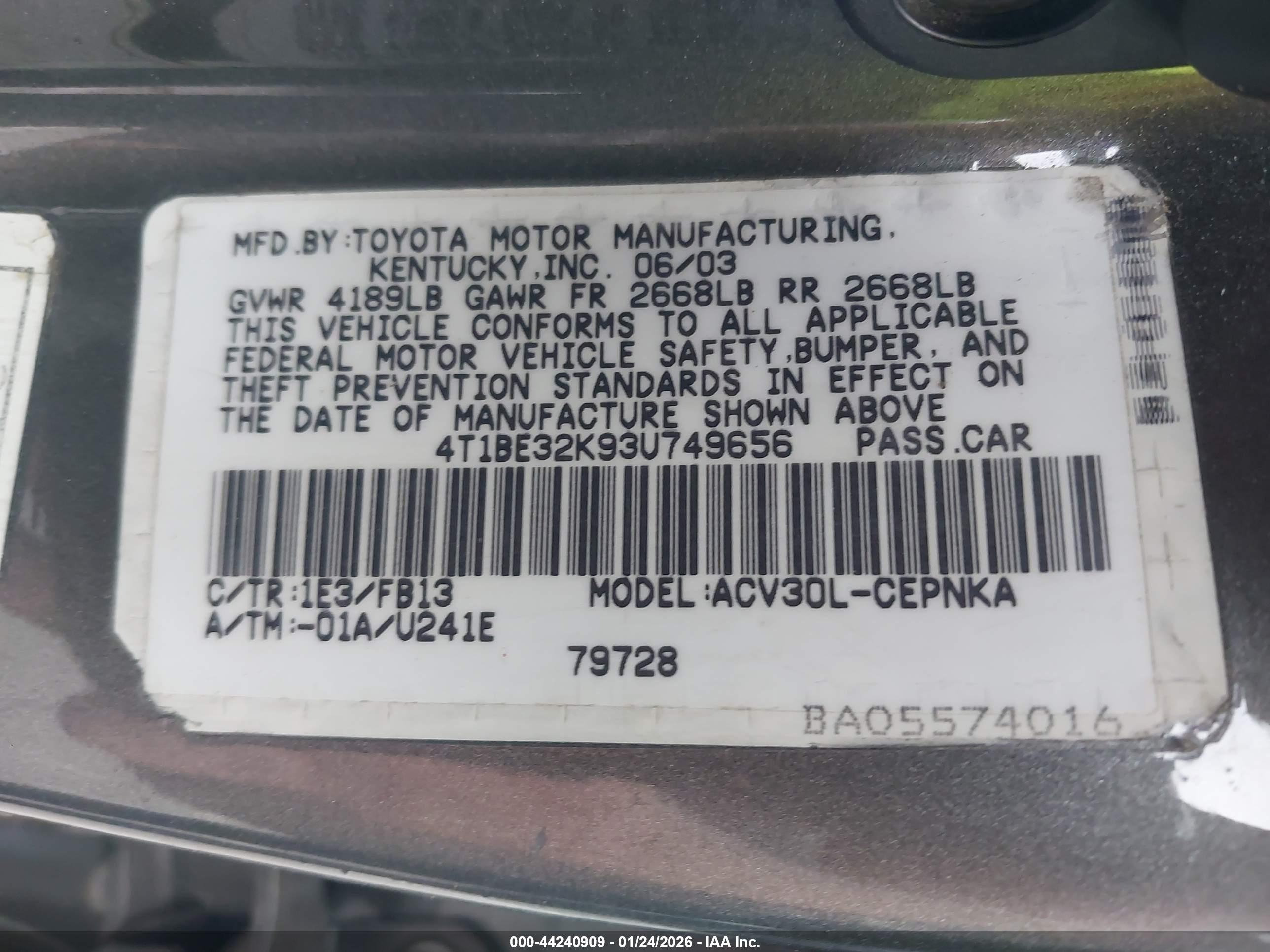 TOYOTA CAMRY image 9