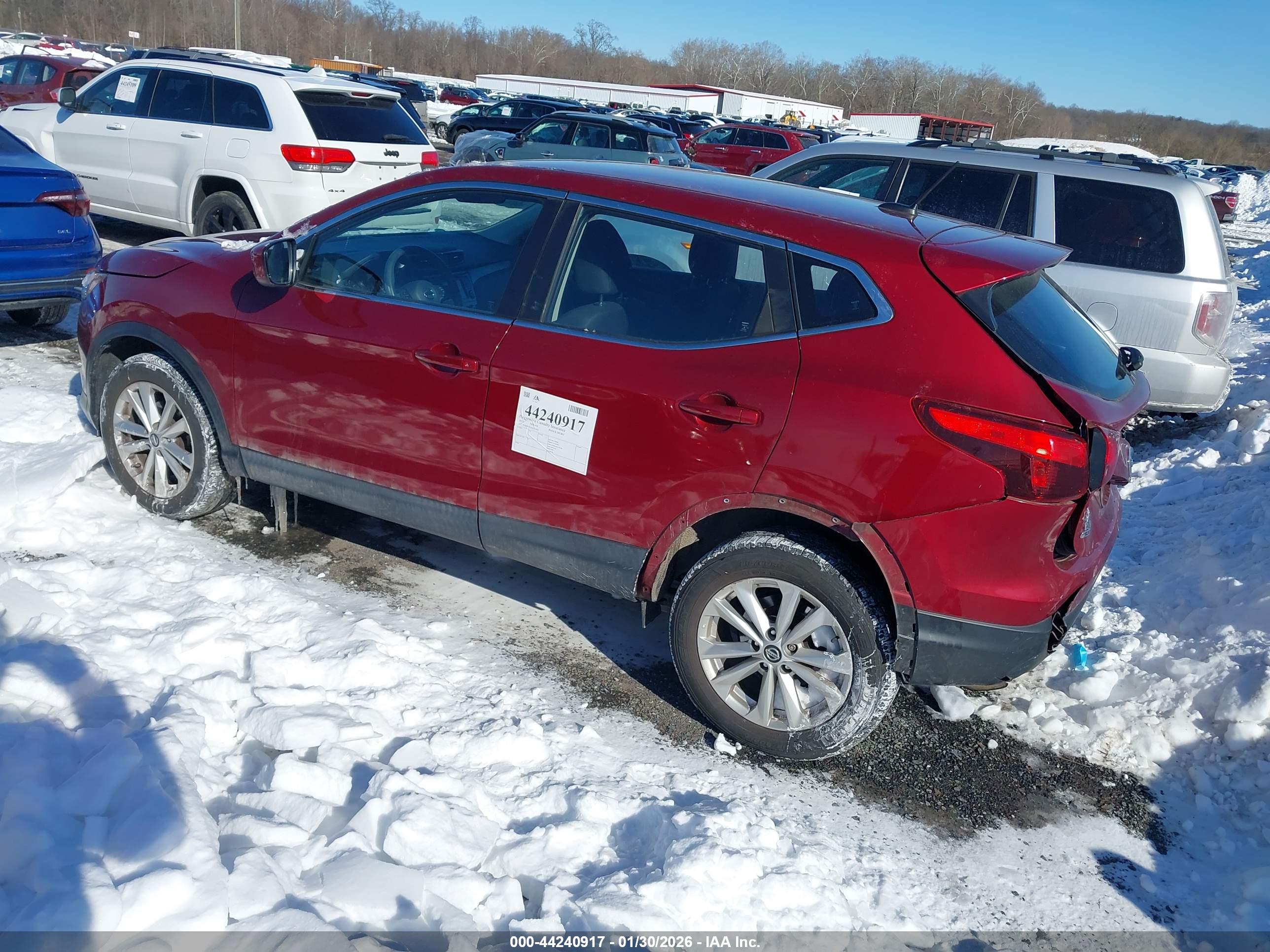 NISSAN ROGUE image 3