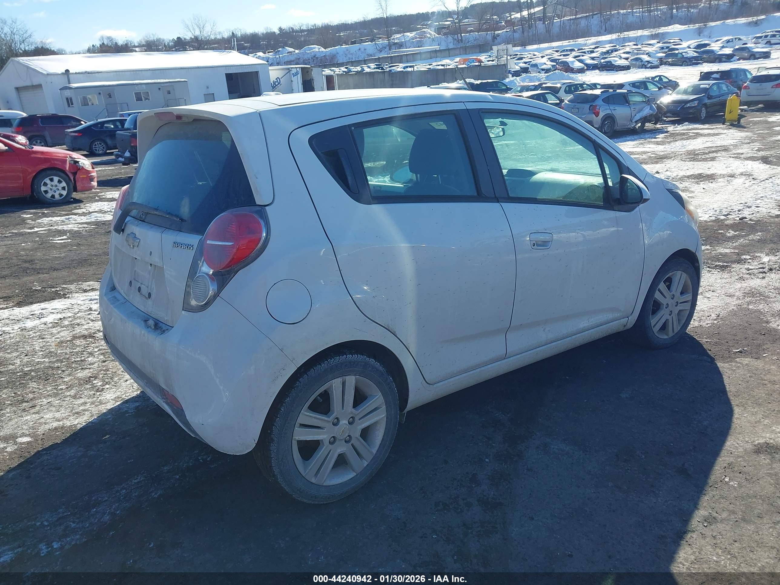 CHEVROLET SPARK image 4