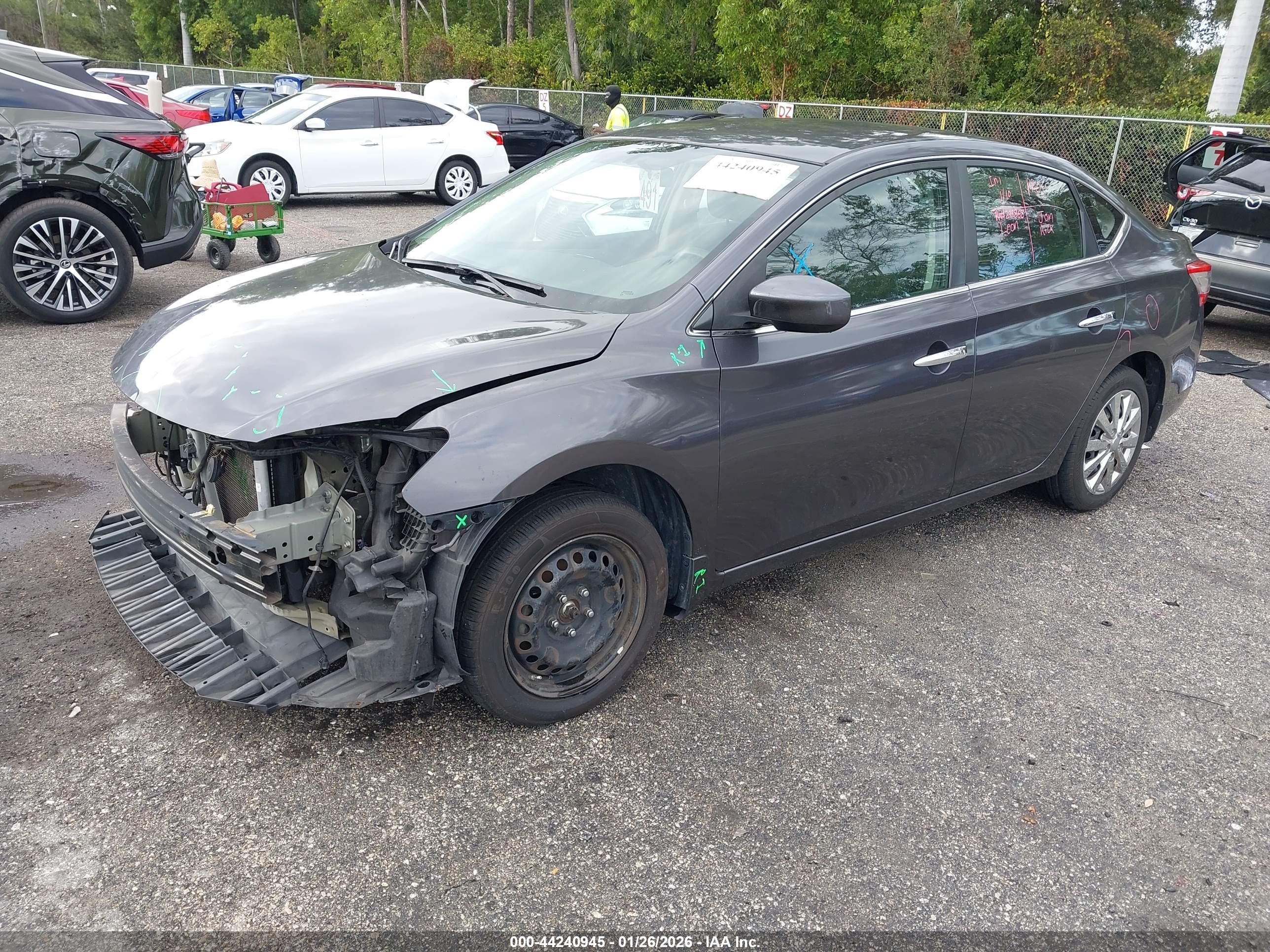 NISSAN SENTRA image 2