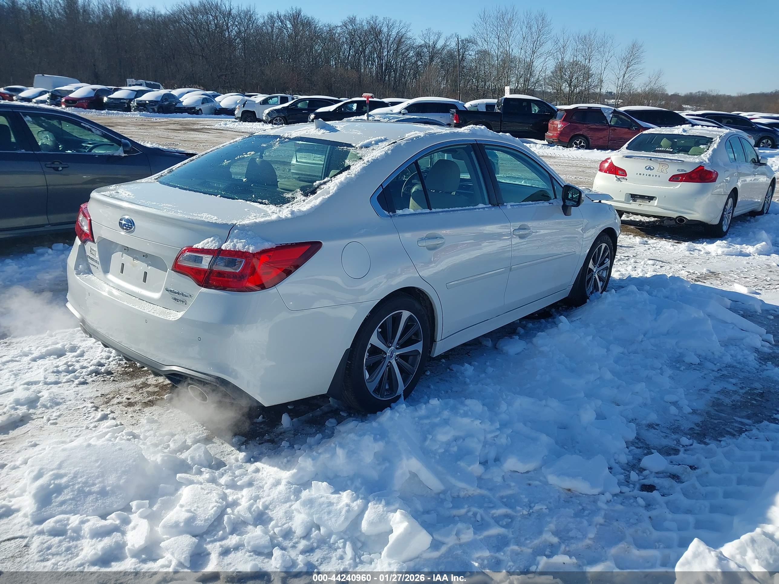 SUBARU LEGACY image 4
