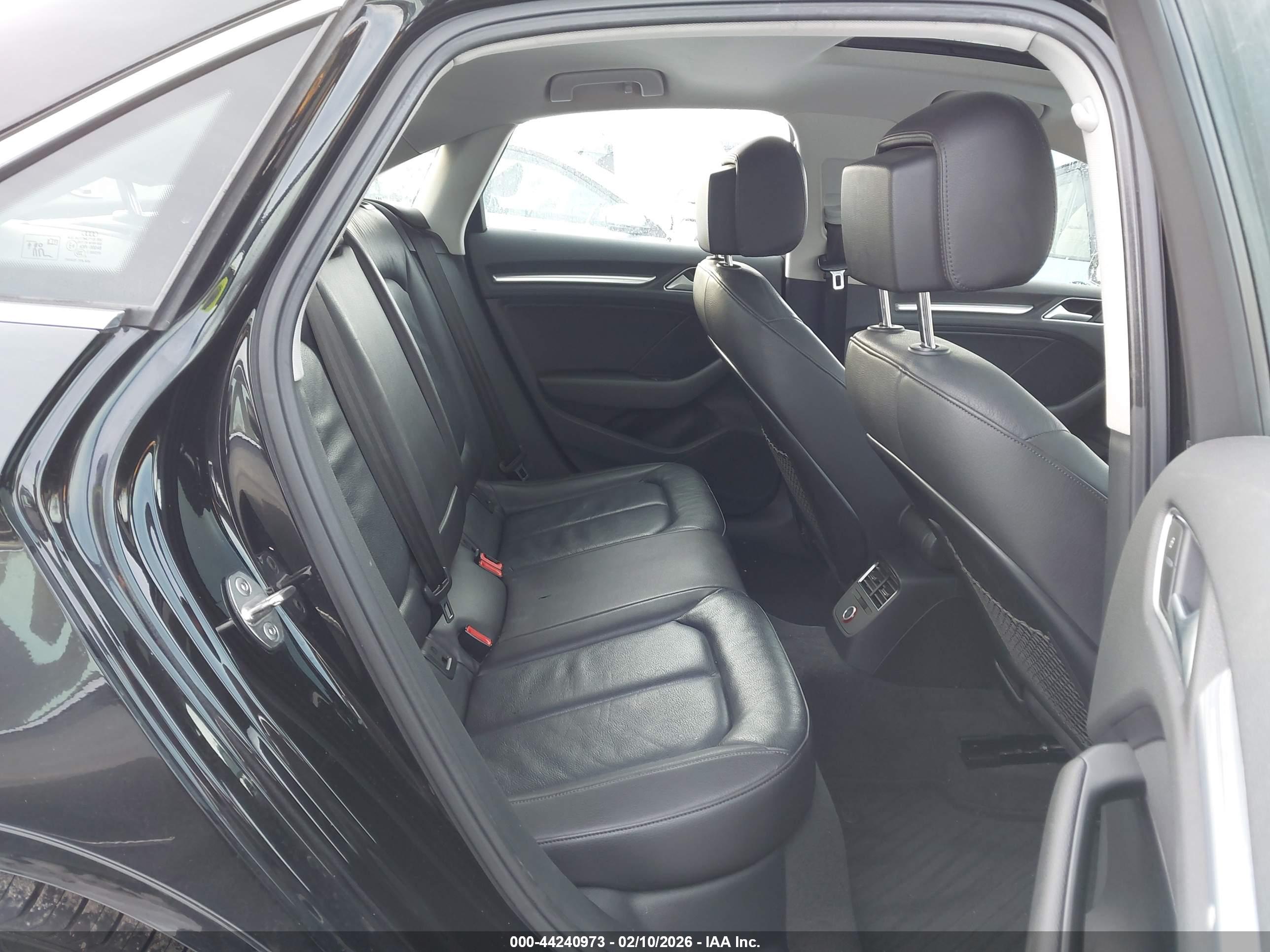 AUDI A3 image 8