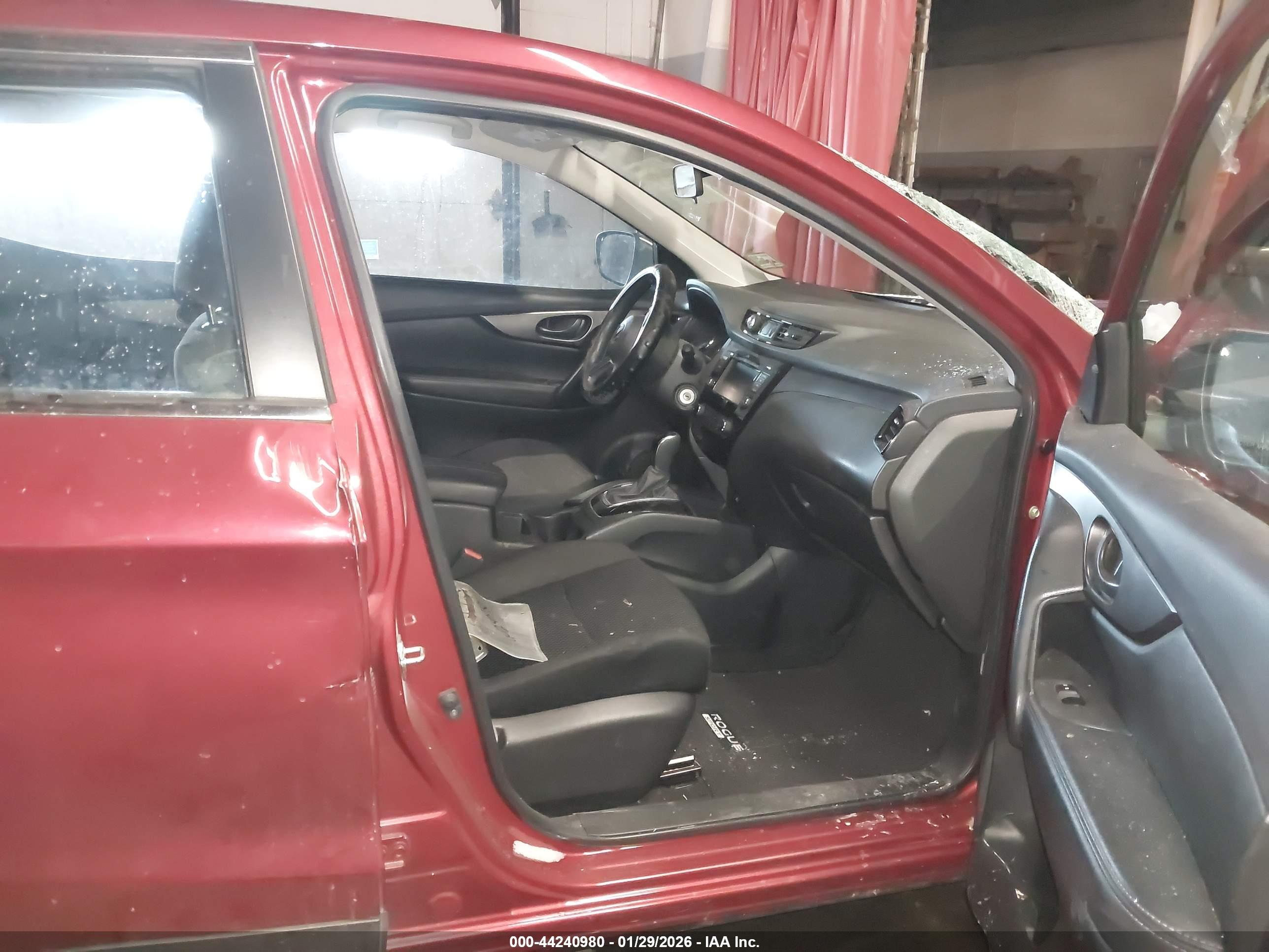 NISSAN ROGUE image 5