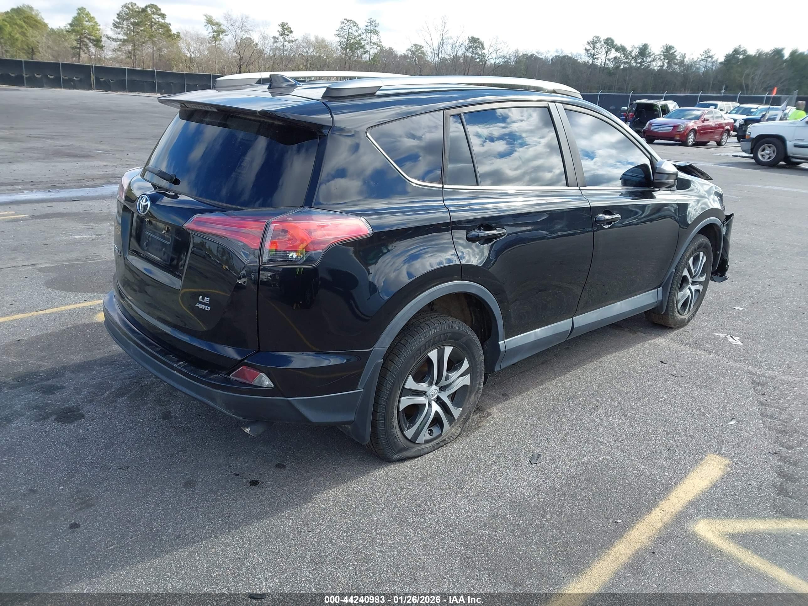 TOYOTA RAV4 image 4